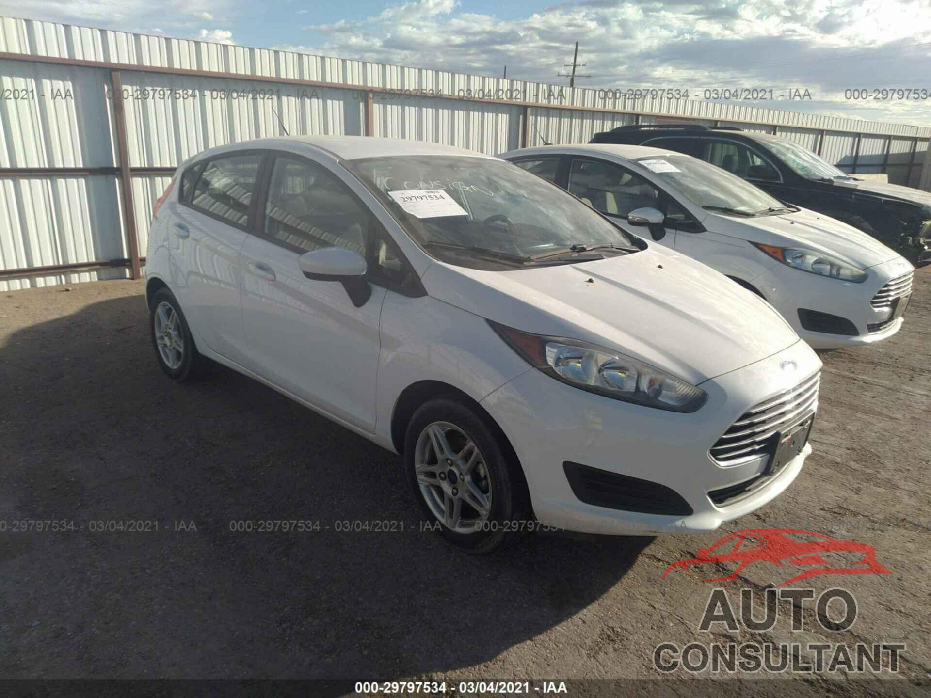 FORD FIESTA 2017 - 3FADP4EJ4HM104835