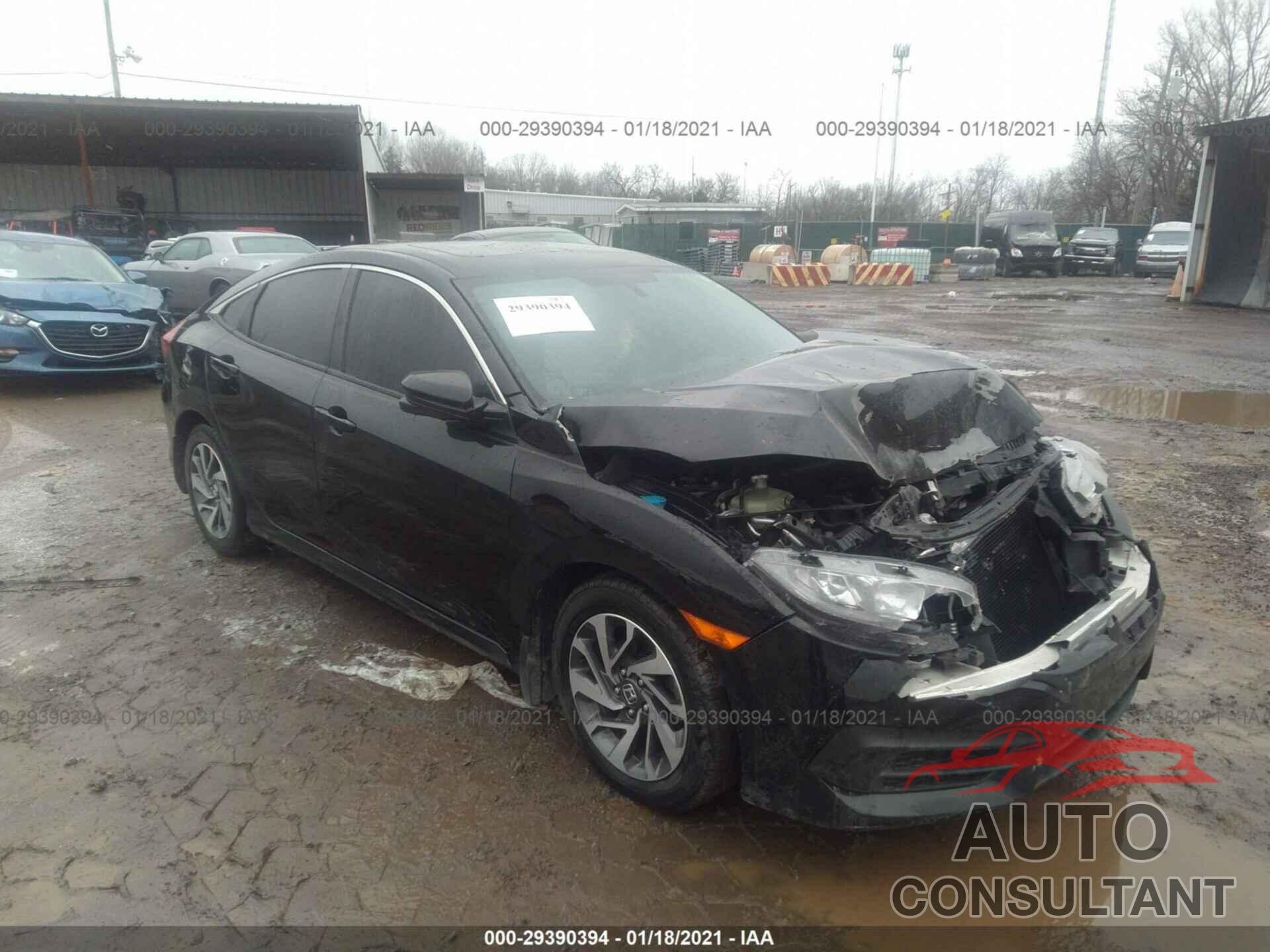 HONDA CIVIC SEDAN 2017 - 19XFC2F78HE011820