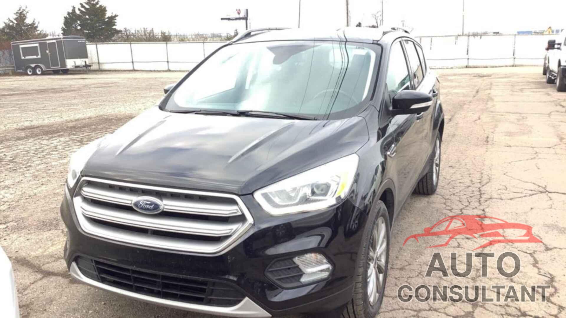FORD ESCAPE 2017 - 1FMCU9J92HUE76771
