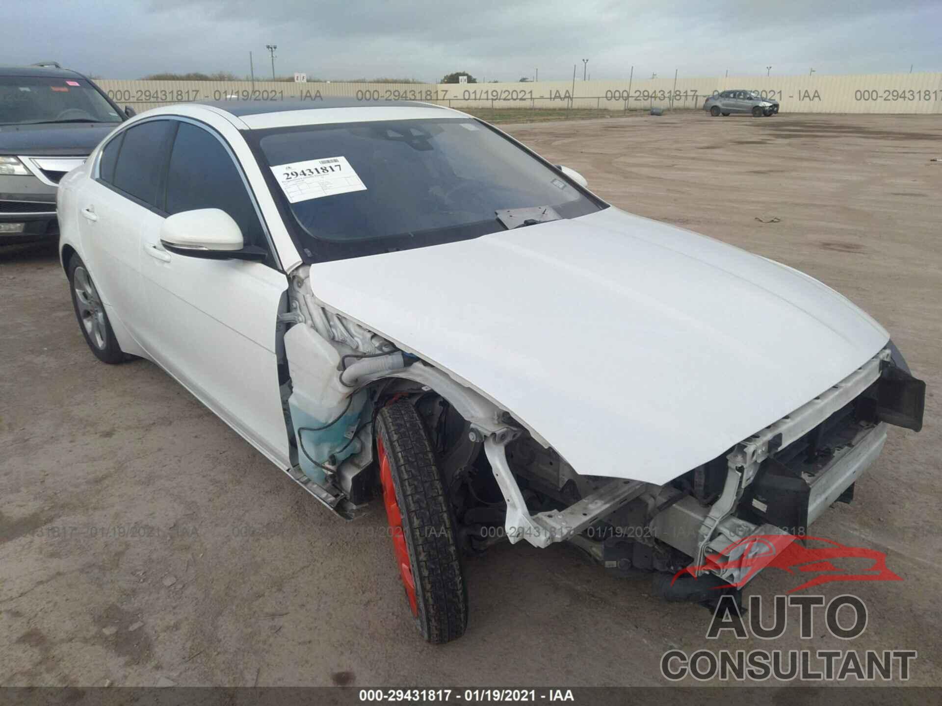 JAGUAR XE 2017 - SAJAR4BG1HA978736