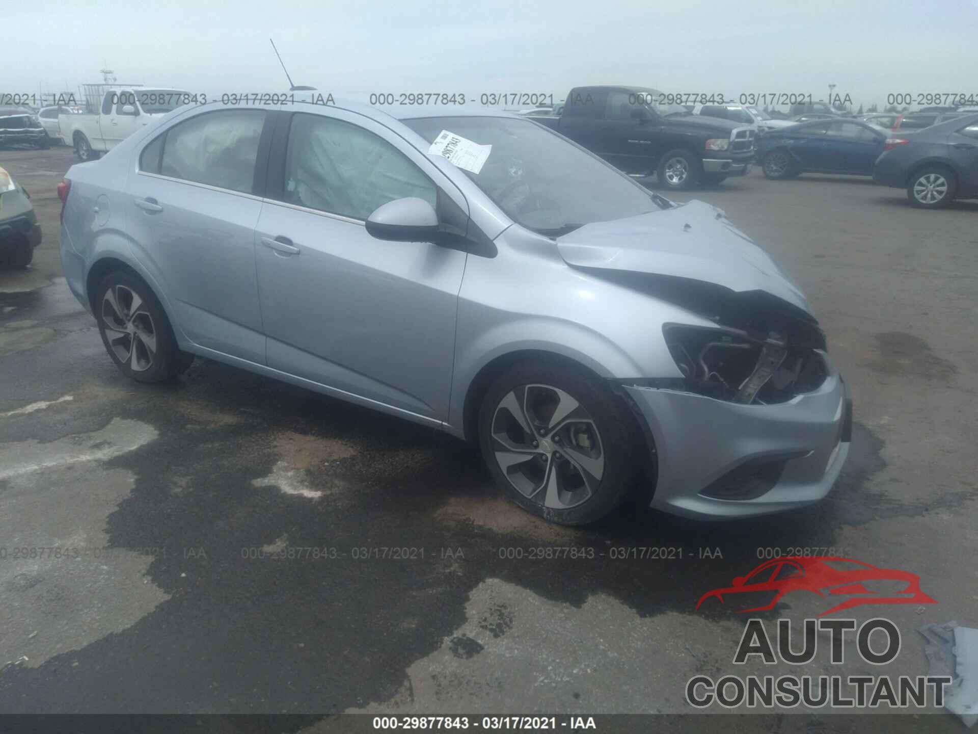CHEVROLET SONIC 2017 - 1G1JF5SB7H4123659