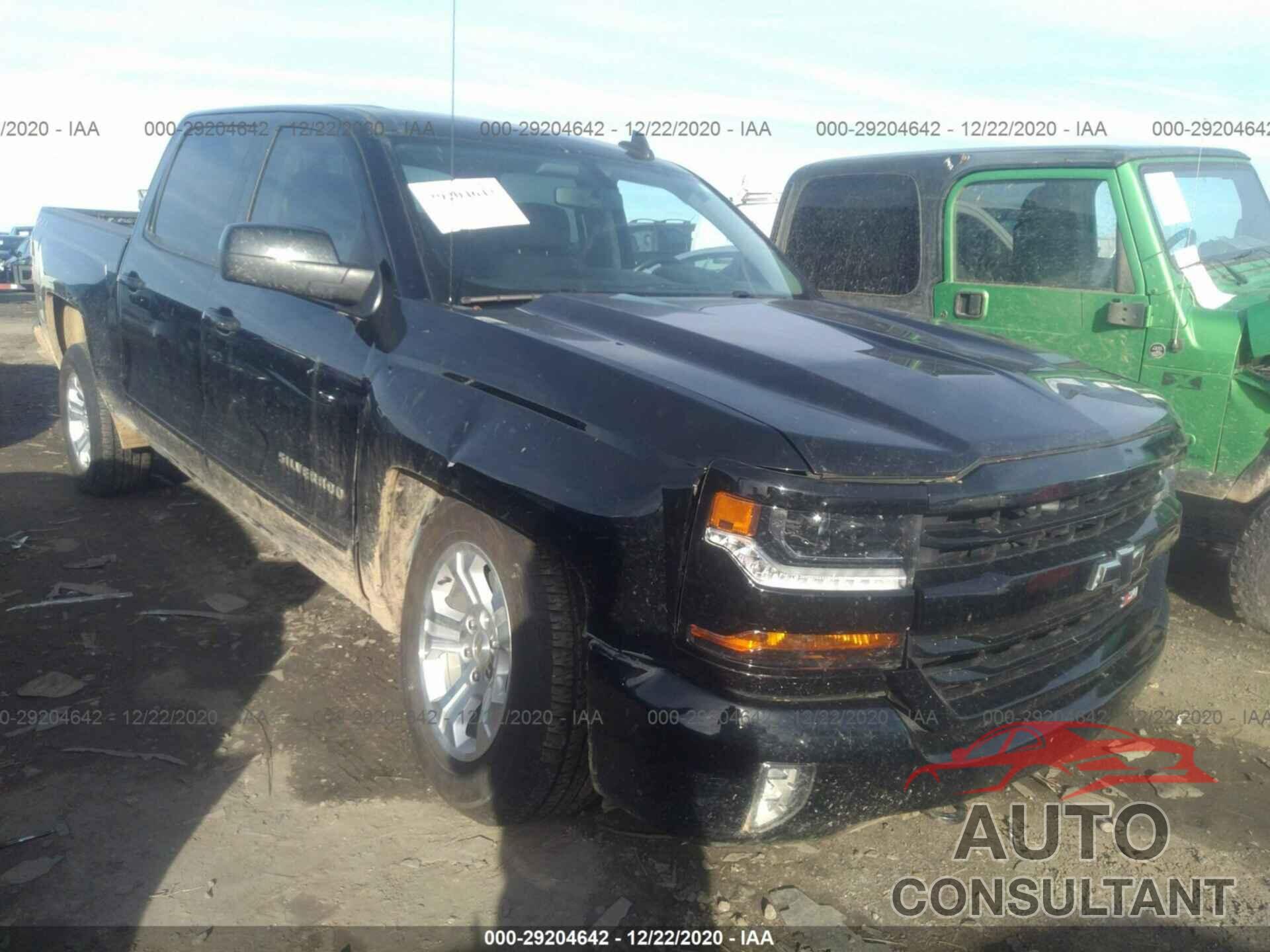 CHEVROLET SILVERADO 1500 2018 - 3GCUKREC2JG561266