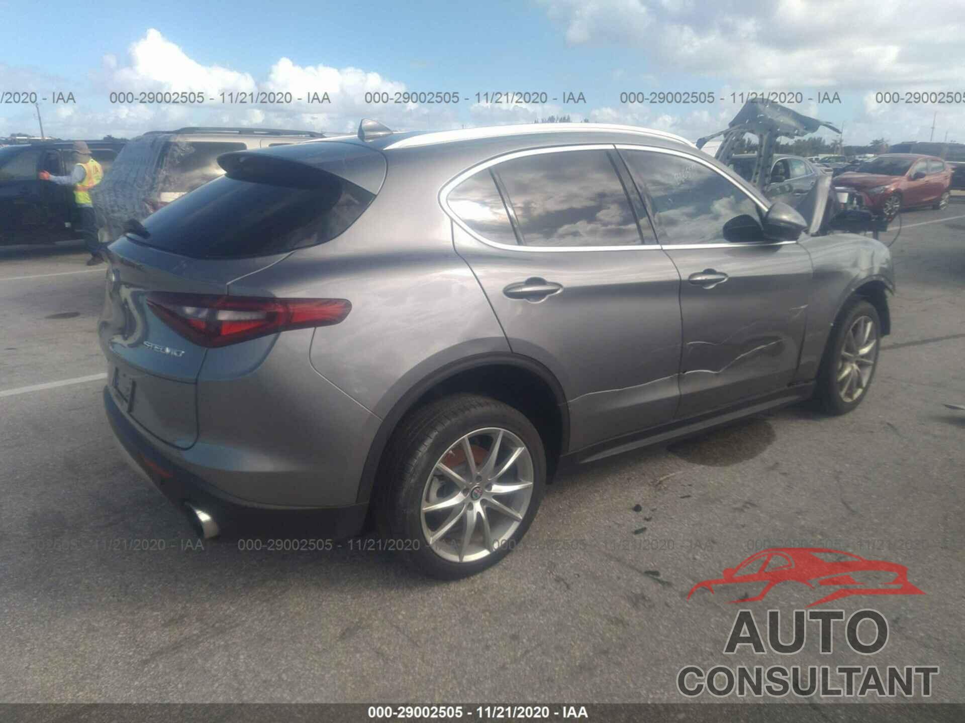 ALFA ROMEO STELVIO 2018 - ZASFAKBN3J7B60577