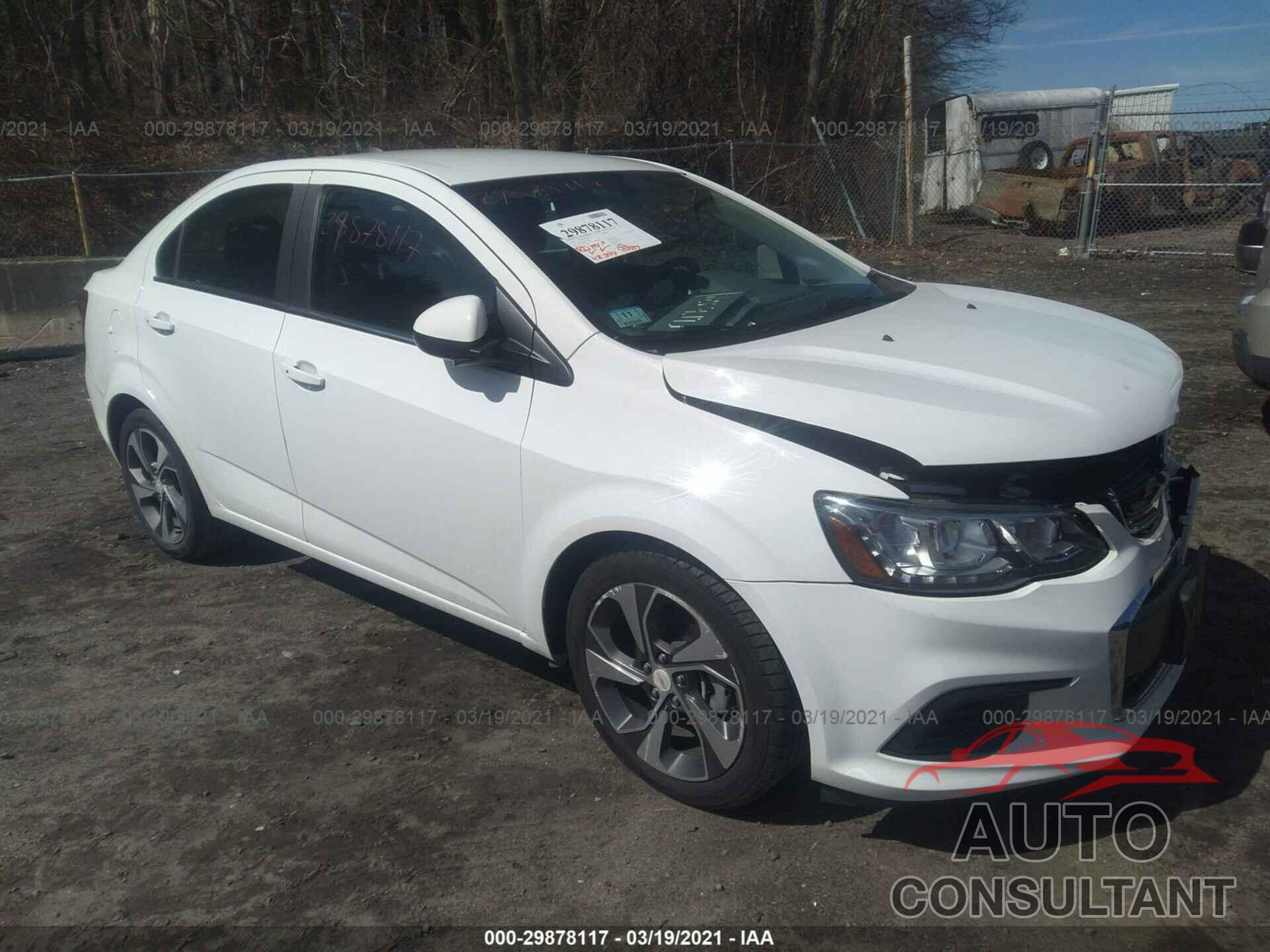 CHEVROLET SONIC 2018 - 1G1JF5SB8J4138872