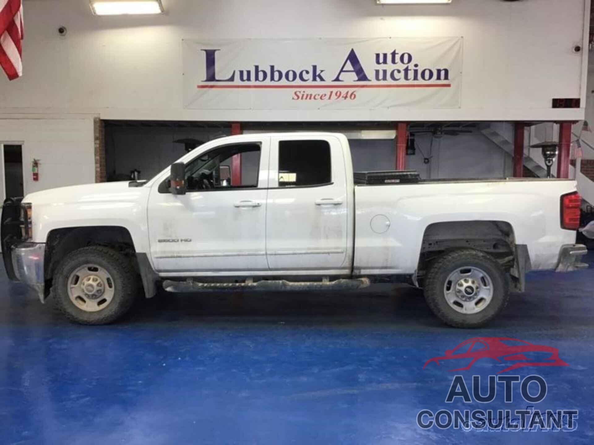 CHEVROLET SILVERADO 2500HD 2018 - 1GC2KVEG3JZ226472