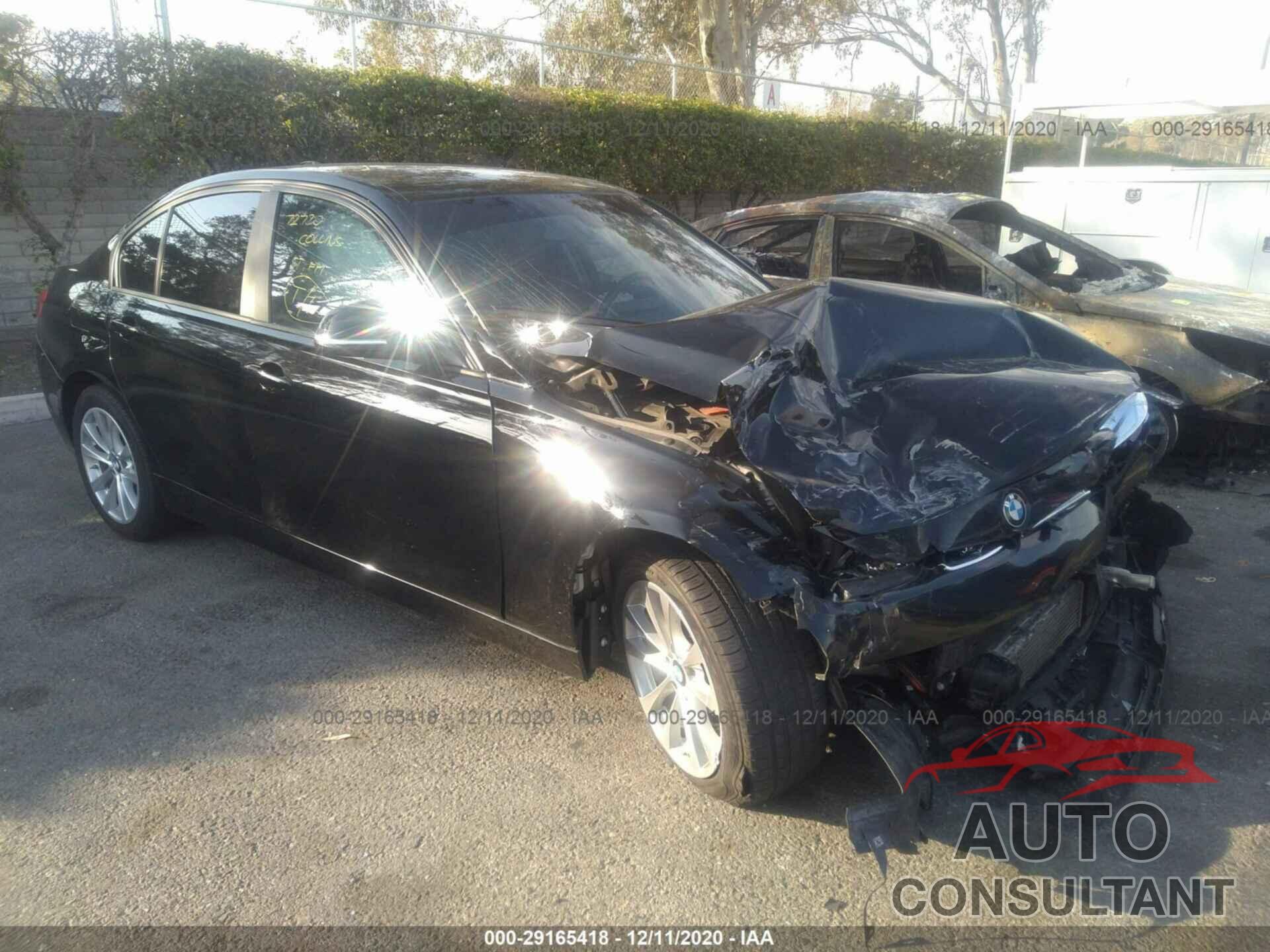 BMW 3 SERIES 2016 - WBA8E1G56GNU10713