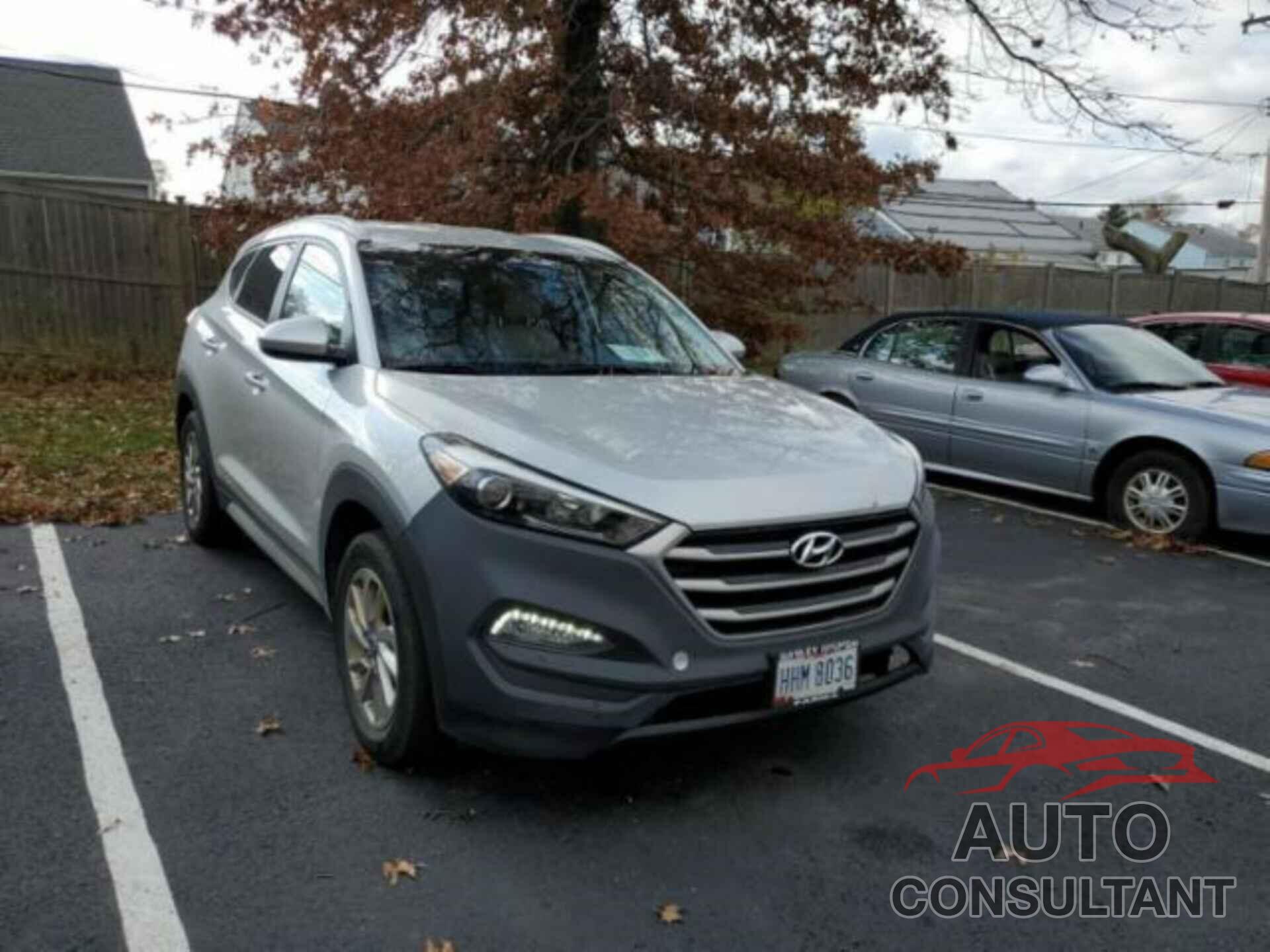 HYUNDAI TUCSON 2017 - KM8J3CA48HU484322
