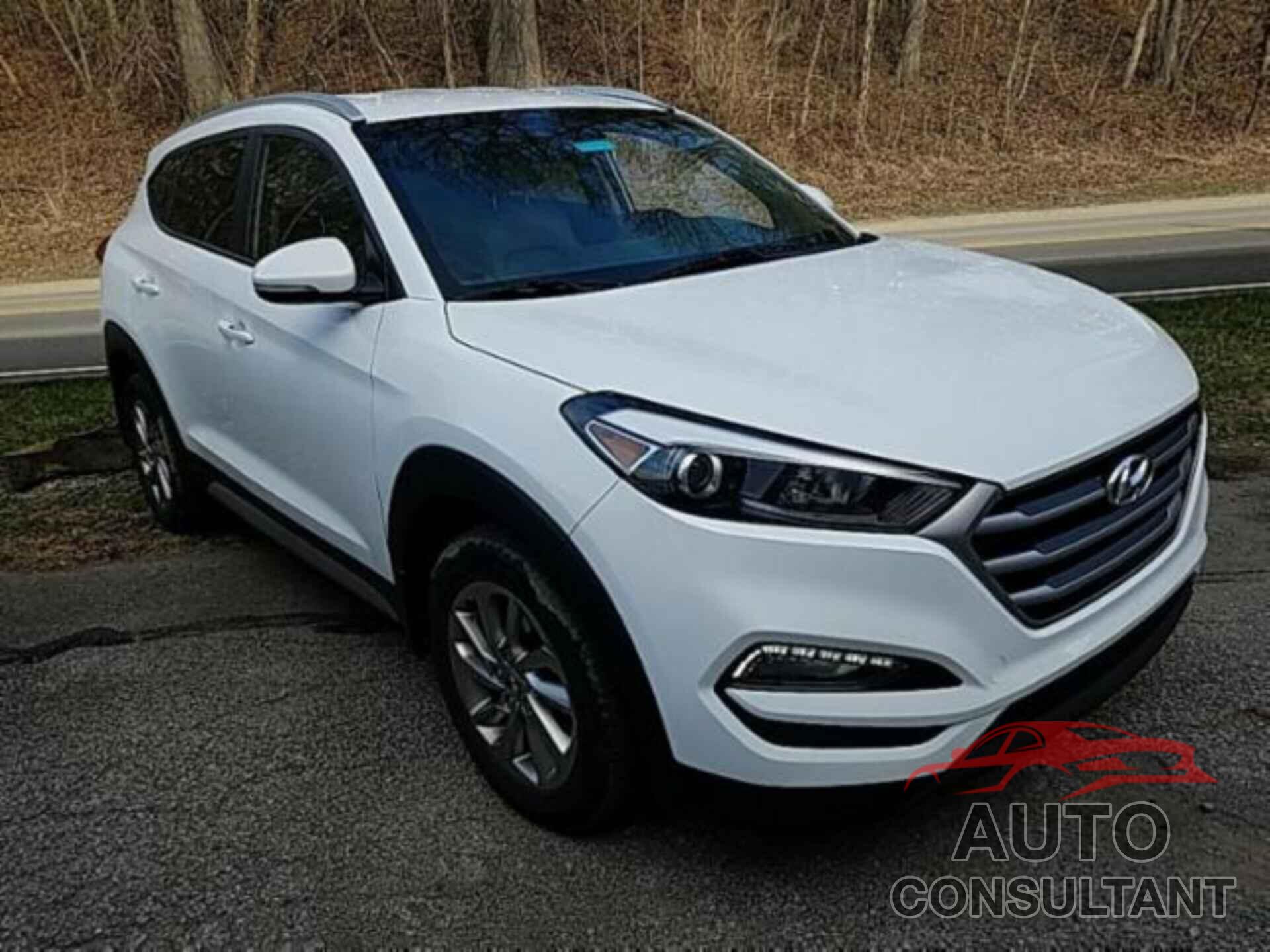 HYUNDAI TUCSON 2018 - KM8J3CA48JU638114