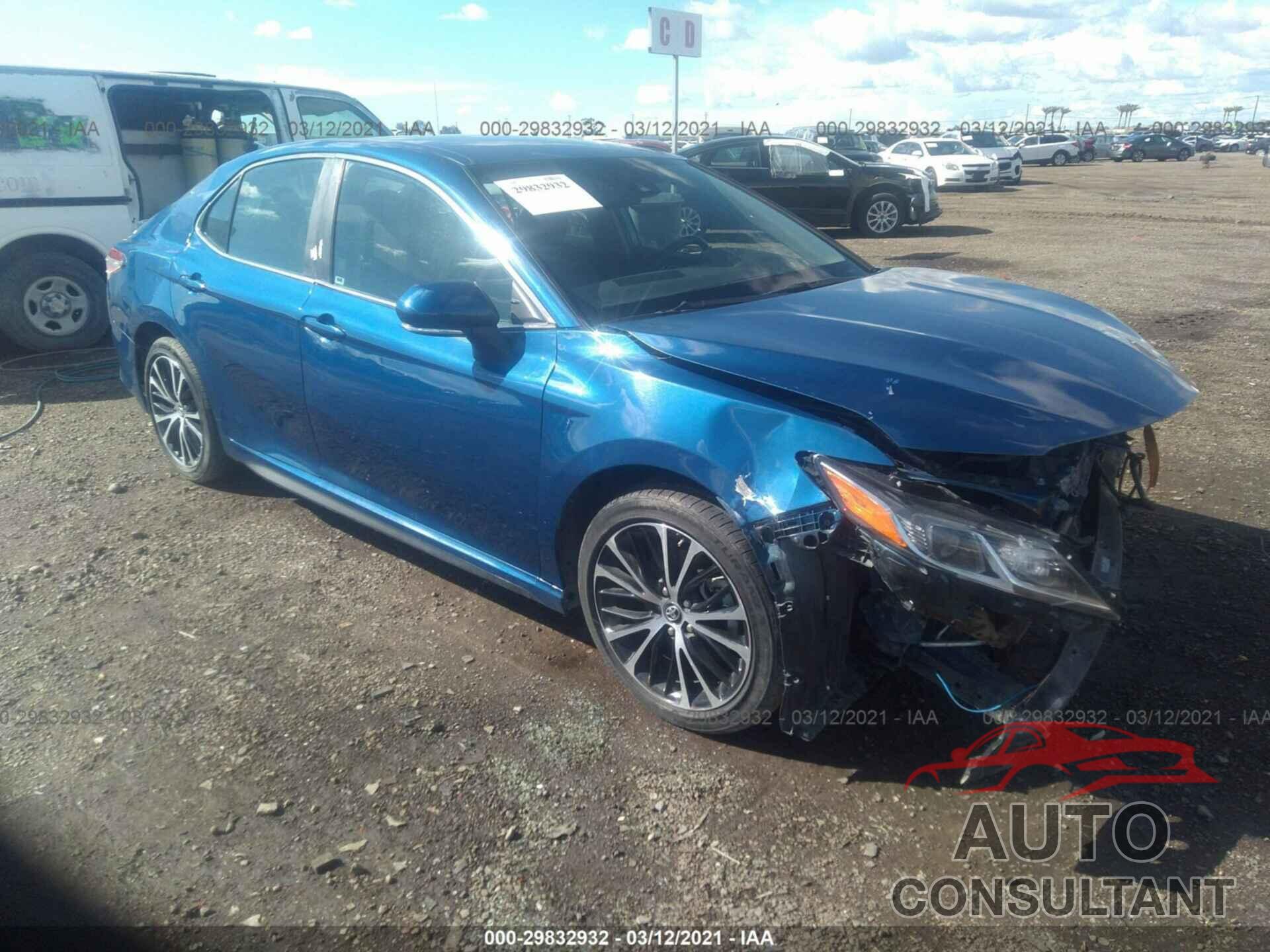 TOYOTA CAMRY 2019 - 4T1B11HK2KU244001