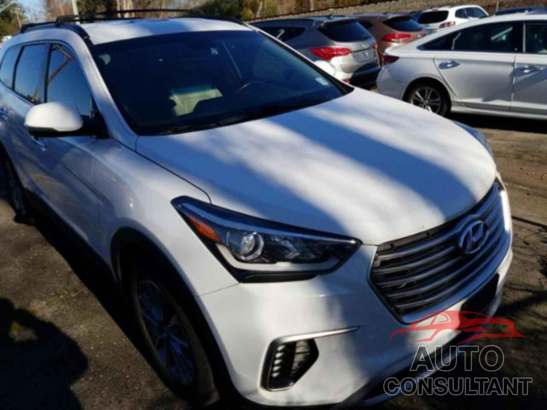 HYUNDAI SANTA FE 2018 - KM8SNDHF6JU275436