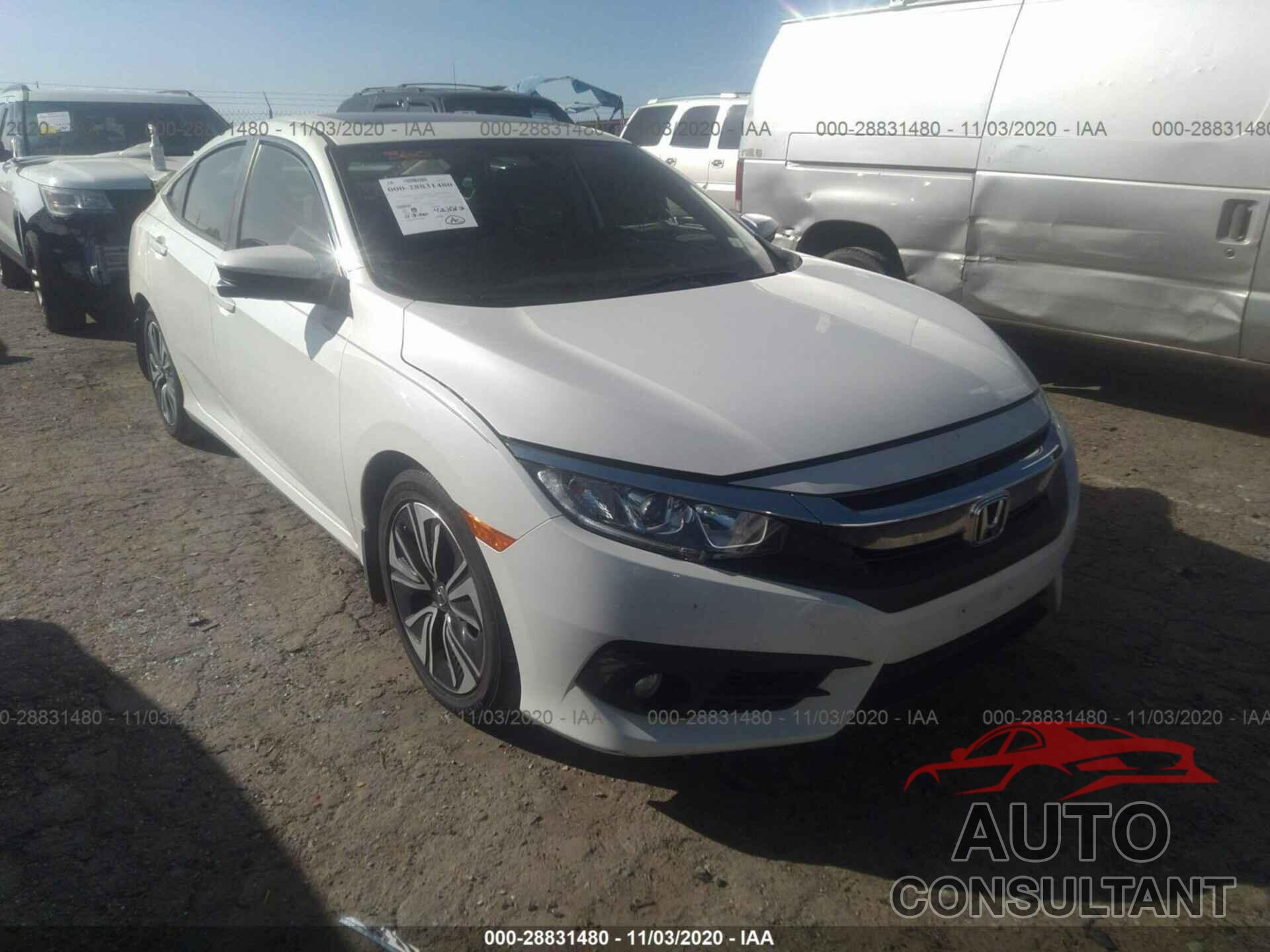 HONDA CIVIC SEDAN 2018 - JHMFC1F7XJX007184