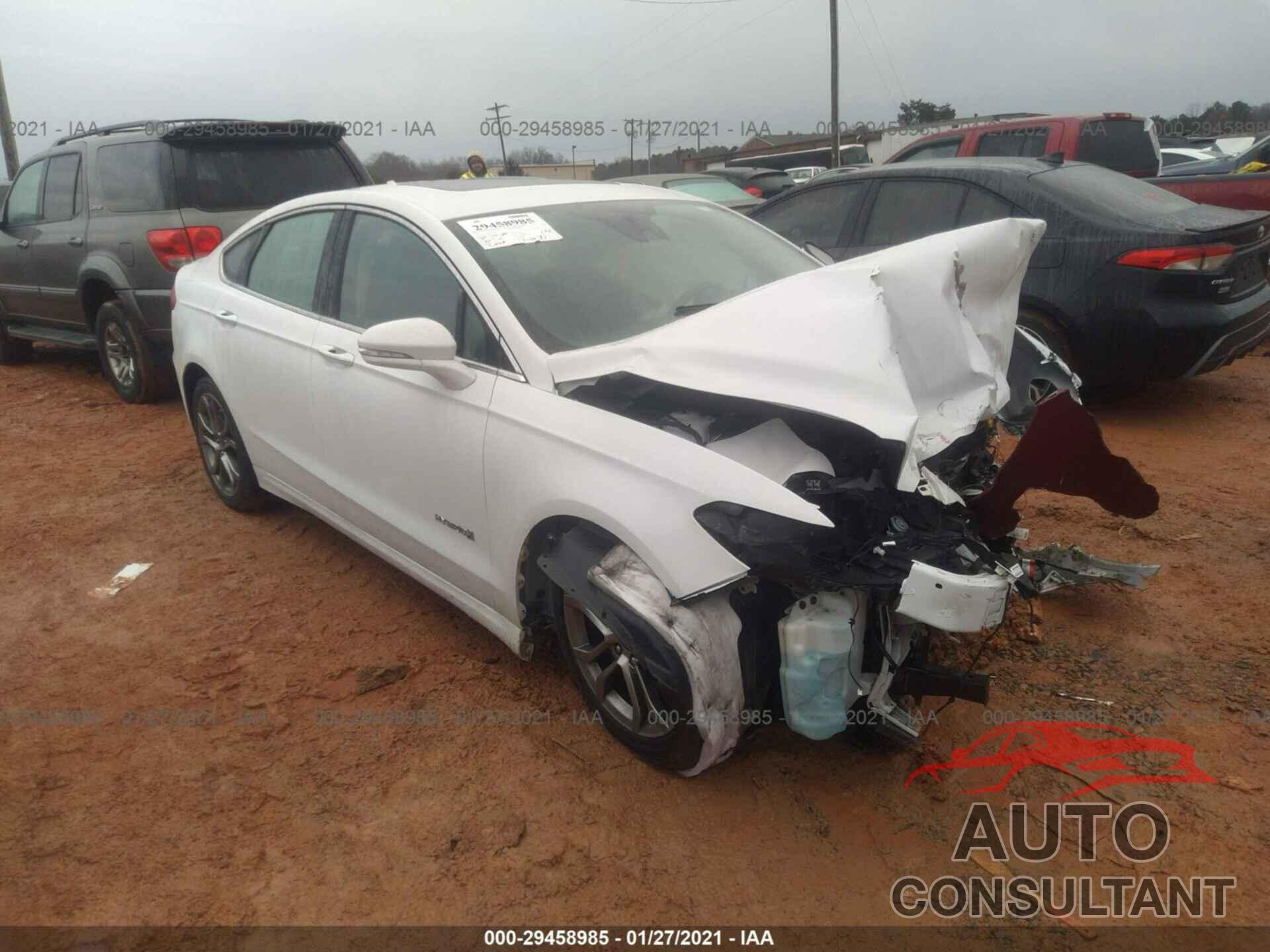 FORD FUSION HYBRID 2019 - 3FA6P0RU6KR202832