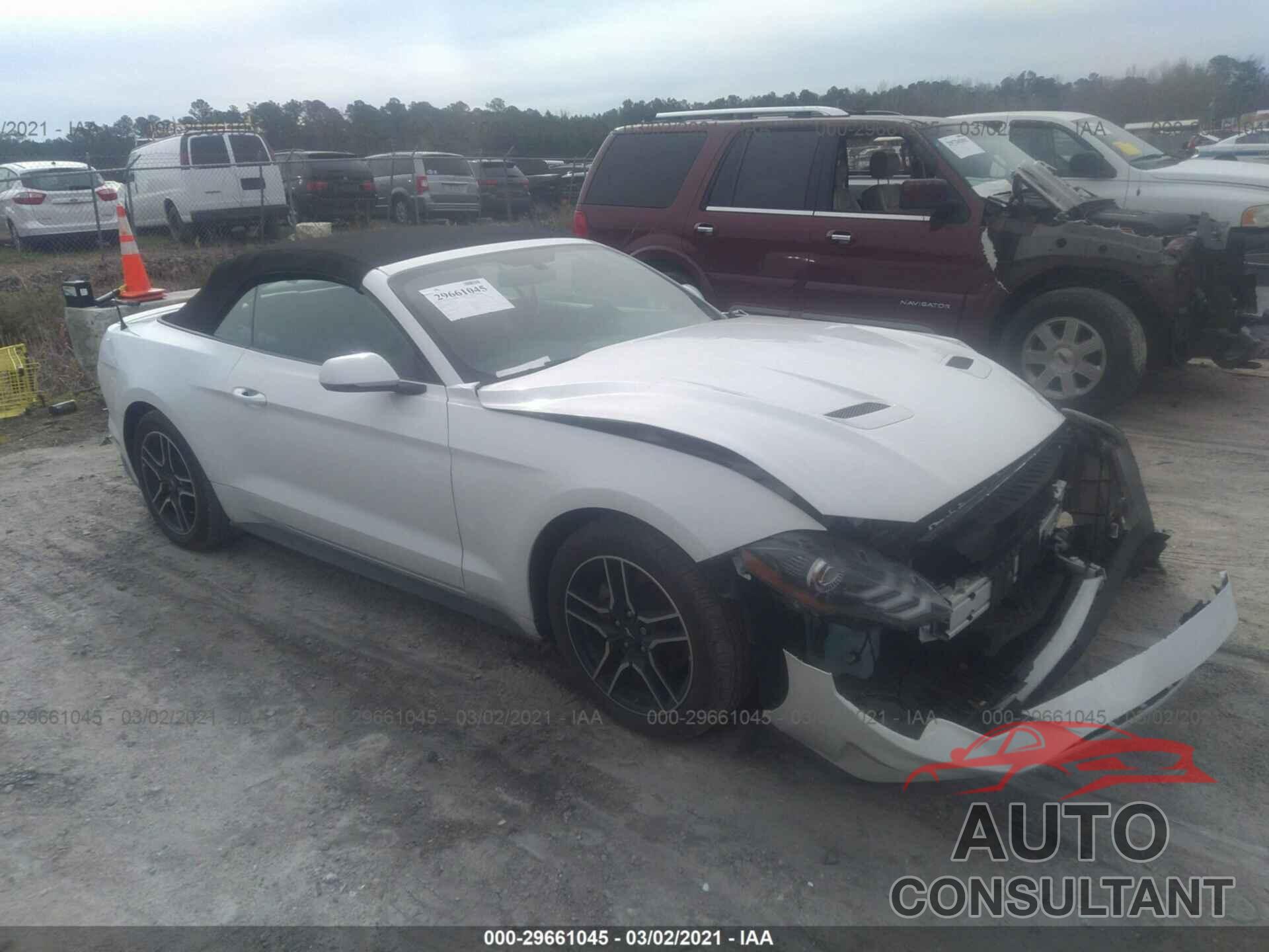 FORD MUSTANG 2018 - 1FATP8UH5J5177385