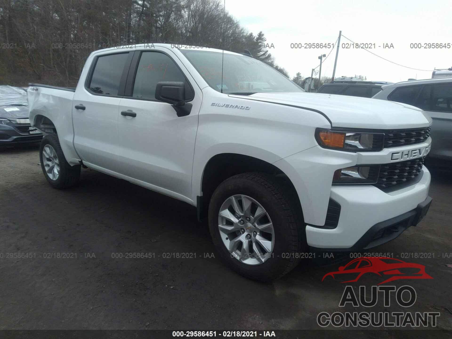 CHEVROLET SILVERADO 1500 2021 - 1GCPYBEK1MZ114099