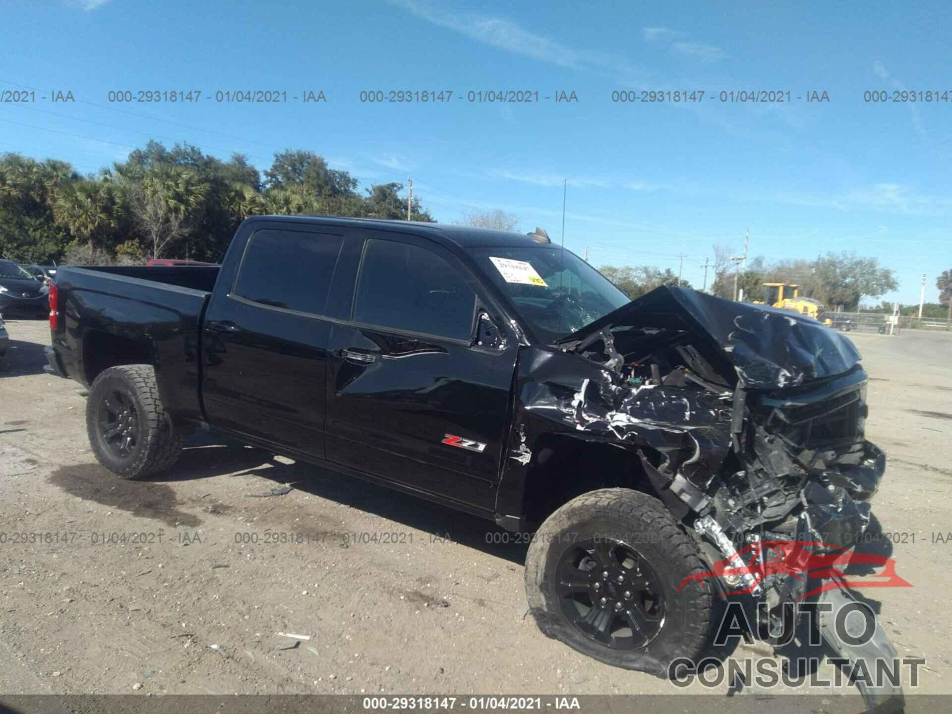 CHEVROLET SILVERADO 1500 2018 - 3GCUKSEC3JG301482