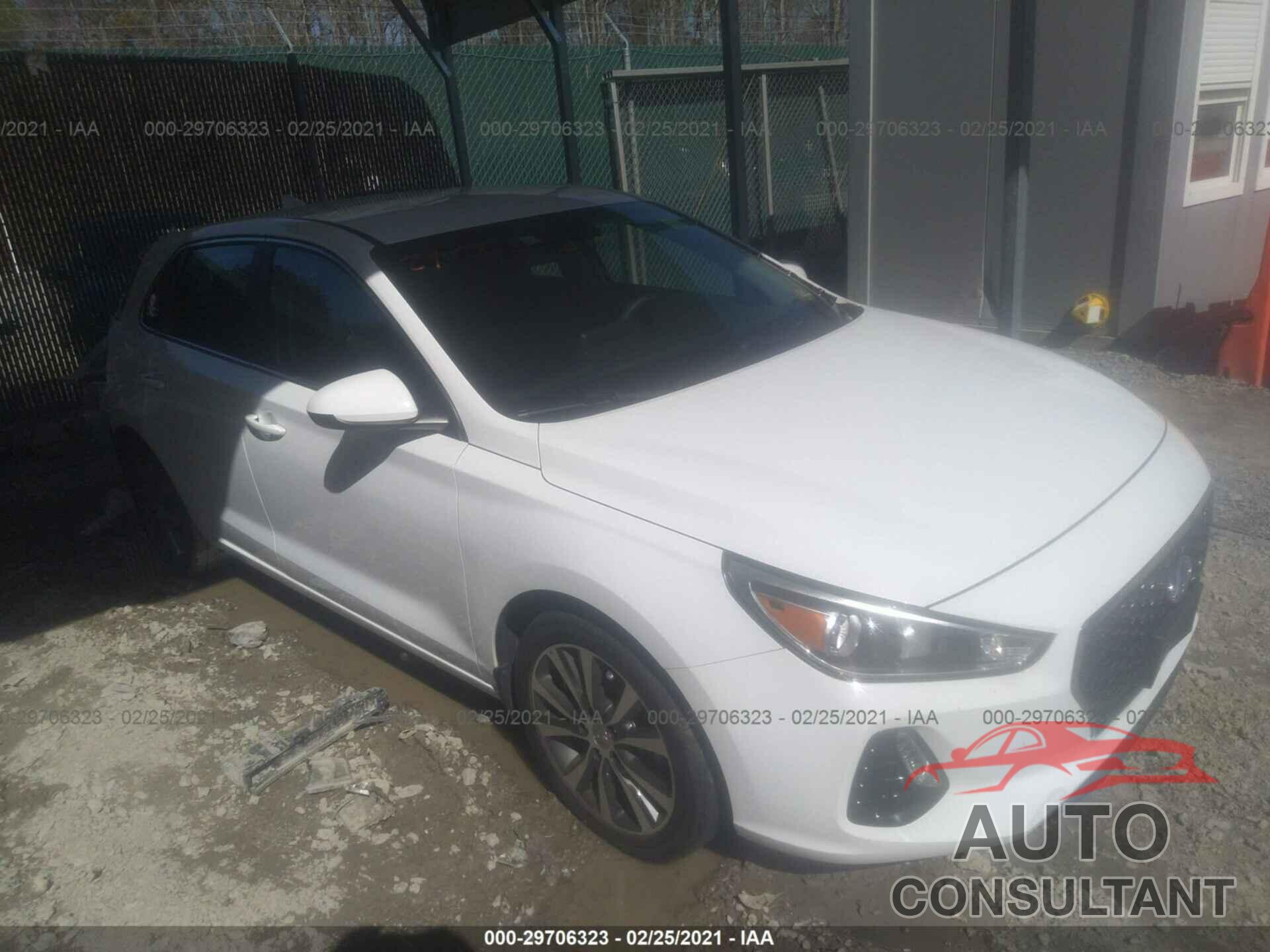 HYUNDAI ELANTRA GT 2019 - KMHH35LE4KU106666