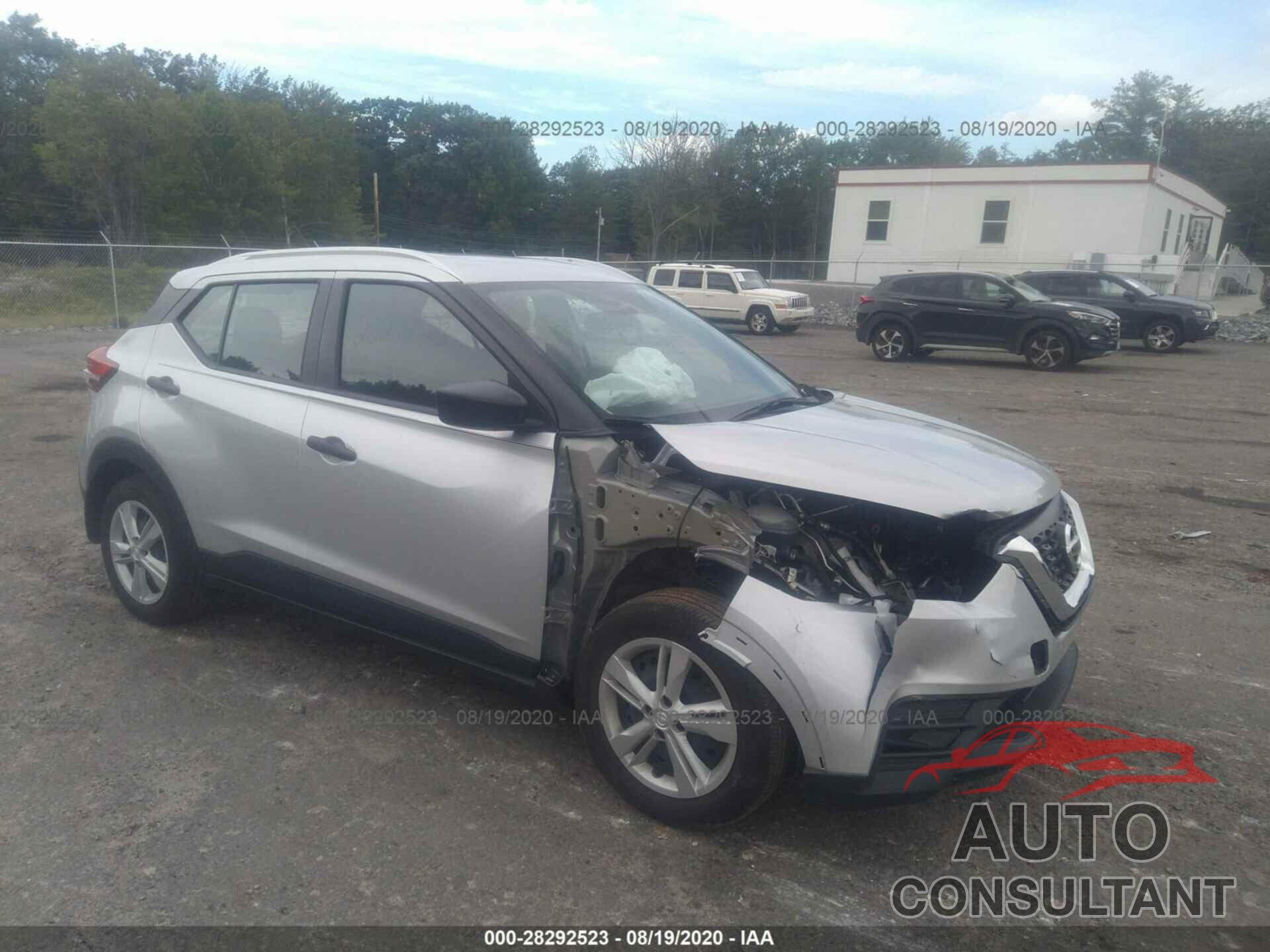 NISSAN KICKS 2018 - 3N1CP5CU9JL526381