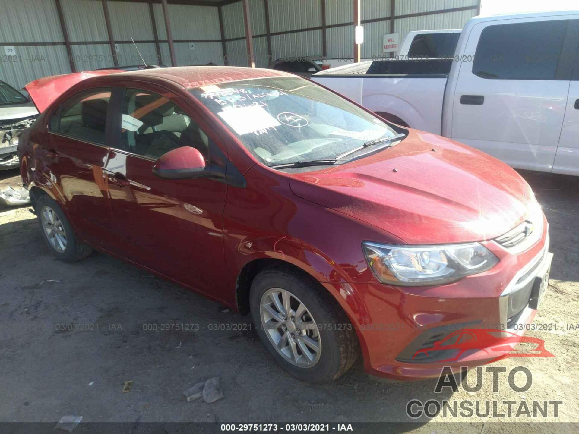 CHEVROLET SONIC 2018 - 1G1JD5SH7J4140039