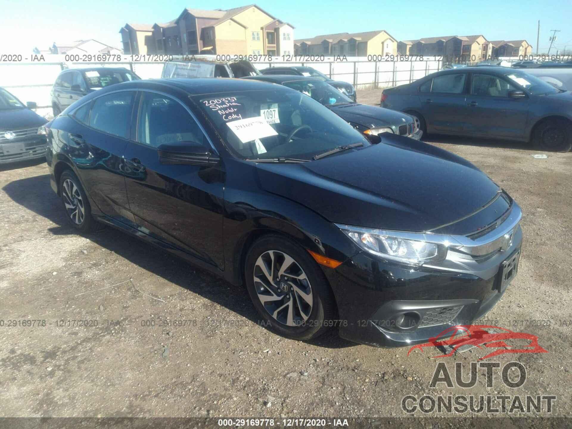 HONDA CIVIC SEDAN 2018 - 2HGFC2F84JH525765