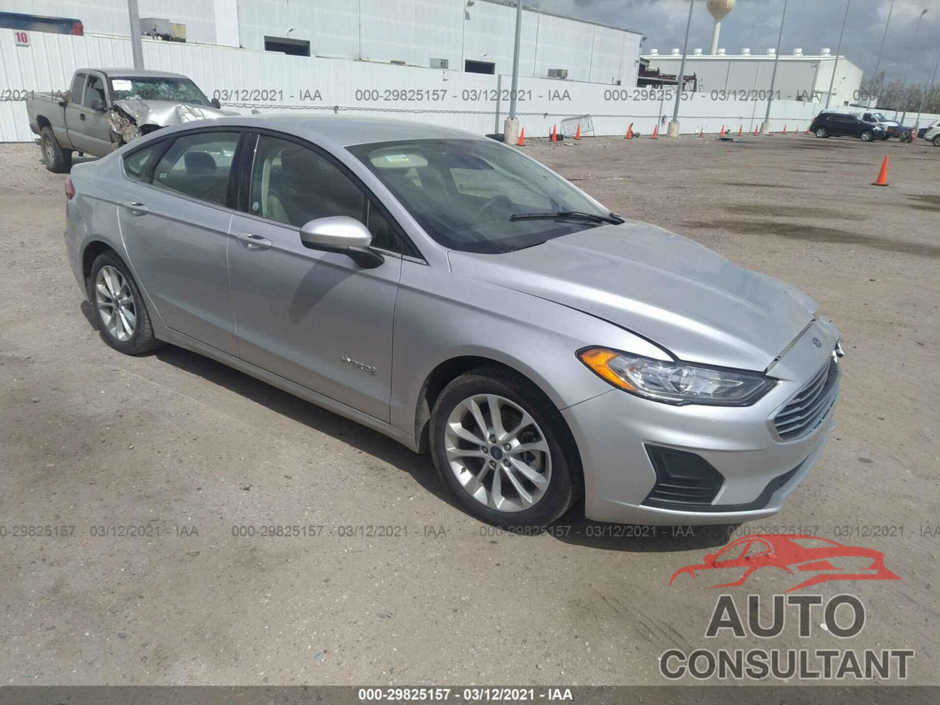 FORD FUSION HYBRID 2019 - 3FA6P0LU7KR262899