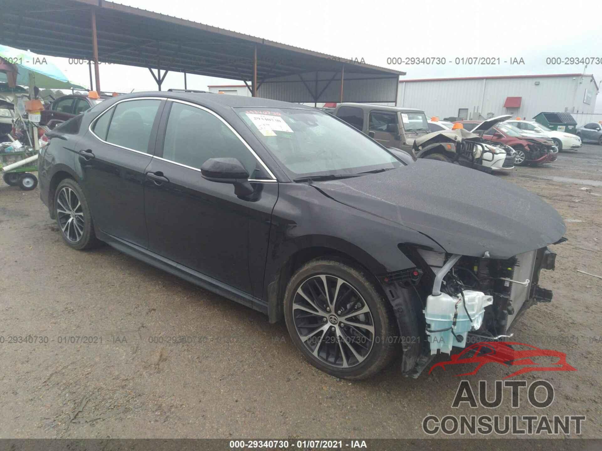 TOYOTA CAMRY 2020 - 4T1G11AK4LU960142