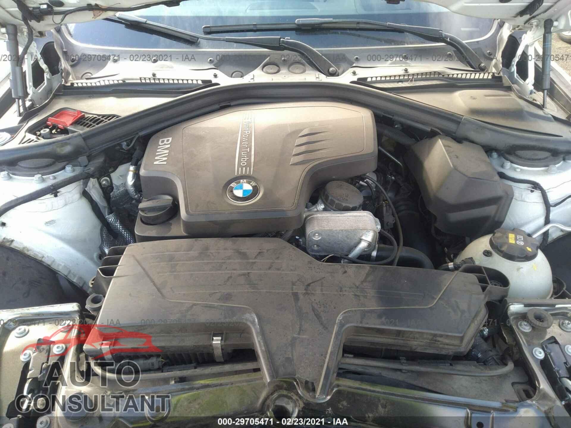 BMW 3 SERIES 2016 - WBA8E9G55GNU28408