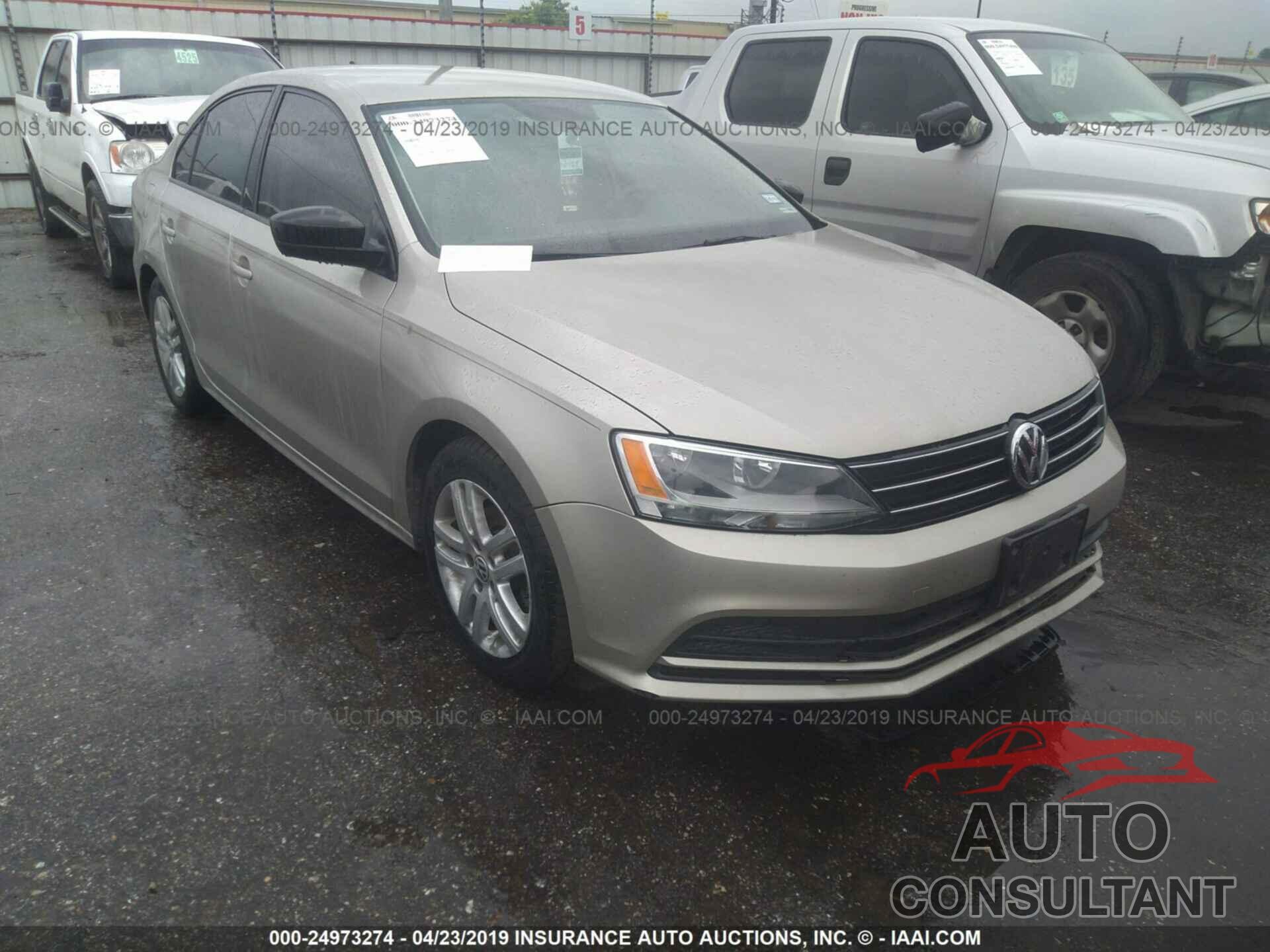 VOLKSWAGEN JETTA 2015 - 3VW2K7AJ0FM220728