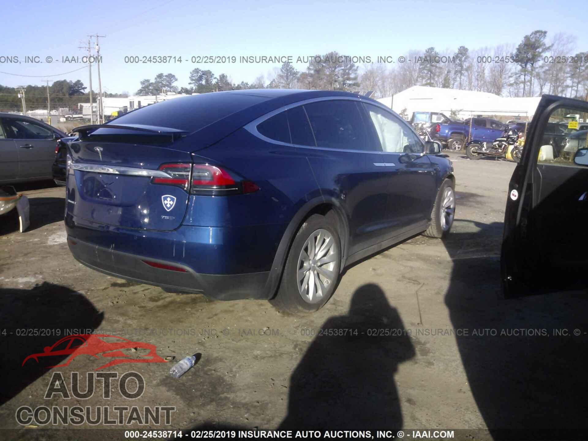 TESLA MODEL X 2018 - 5YJXCBE22JF120123
