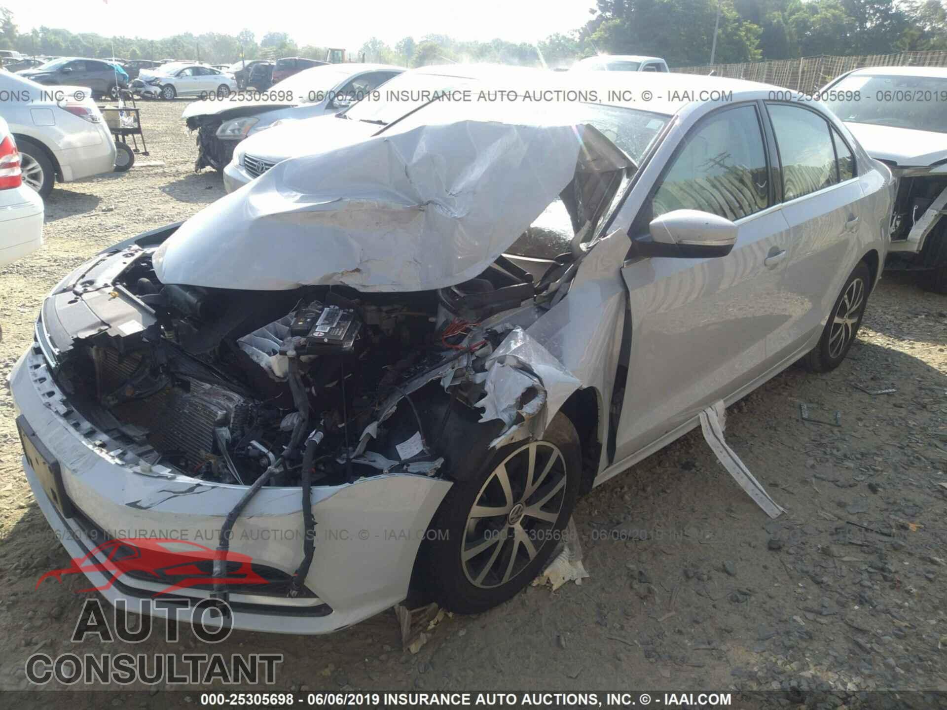 VOLKSWAGEN JETTA 2017 - 3VWDB7AJ6HM382701