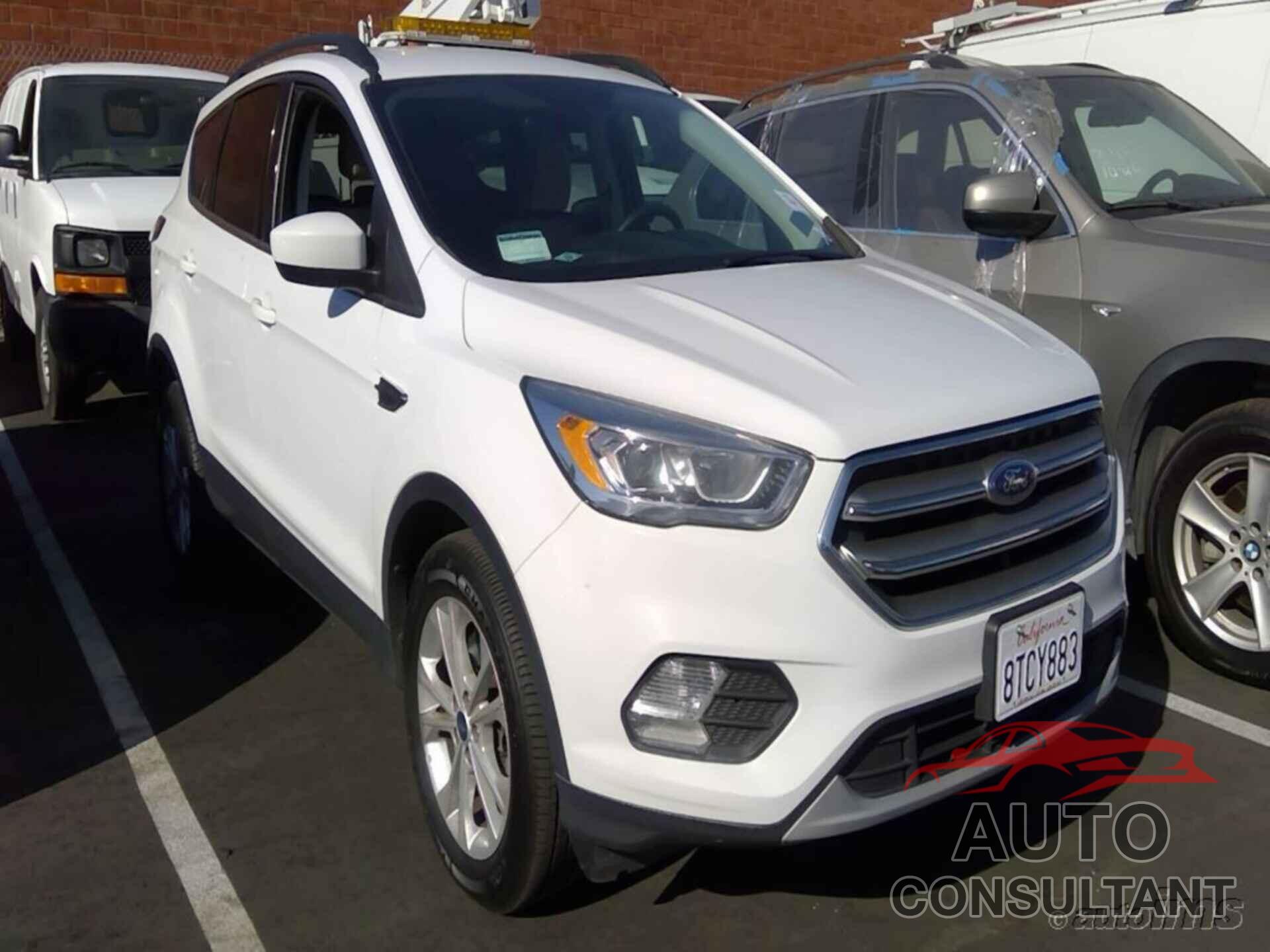 FORD ESCAPE 2017 - 1FMCU9GD6HUE76851