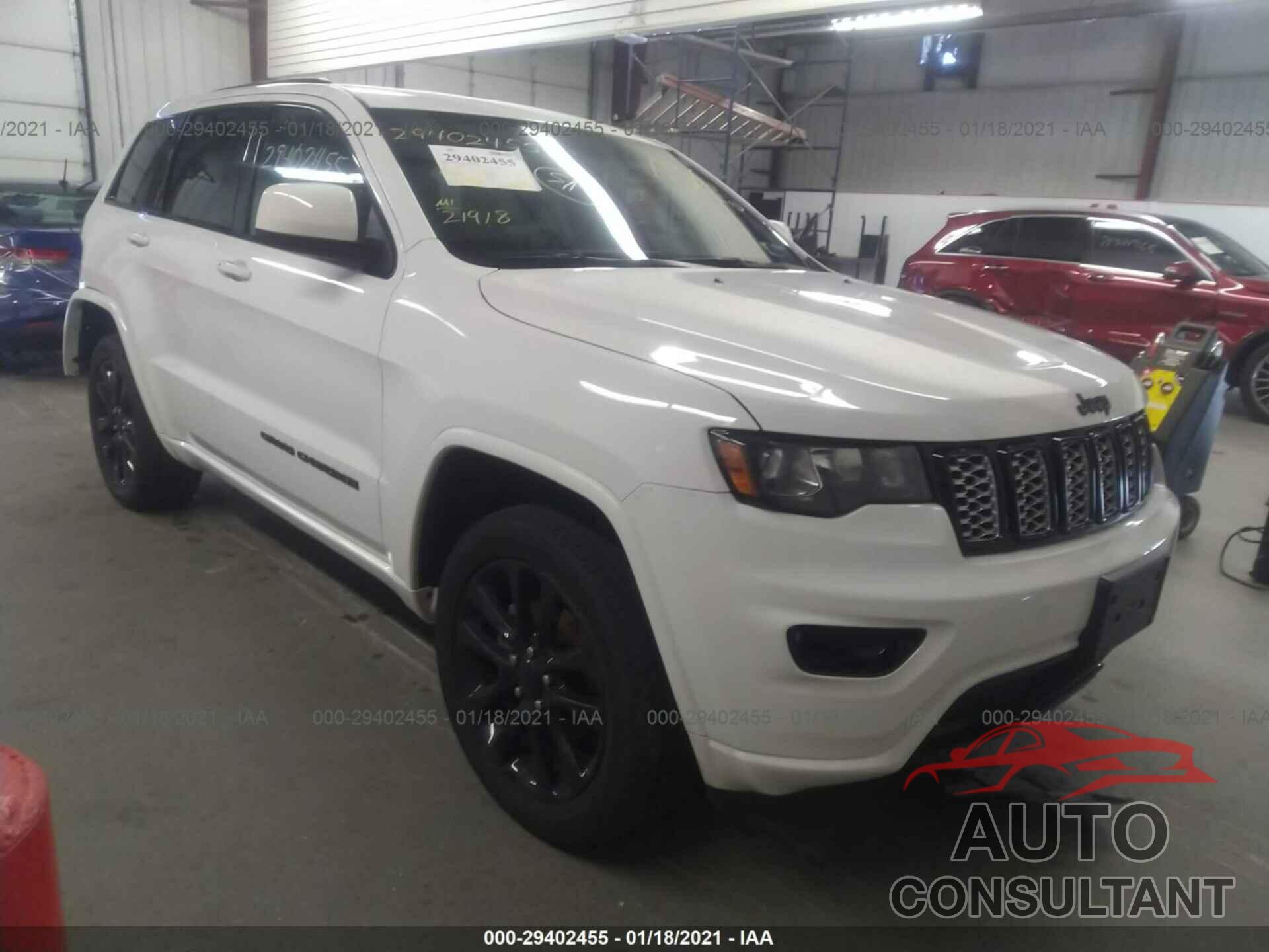 JEEP GRAND CHEROKEE 2018 - 1C4RJFAG0JC377141