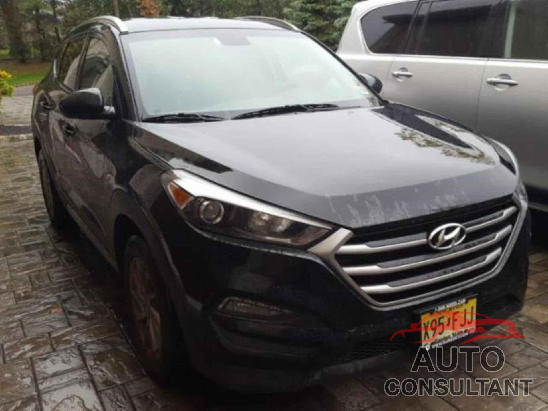 HYUNDAI TUCSON 2017 - KM8J3CA4XHU543628