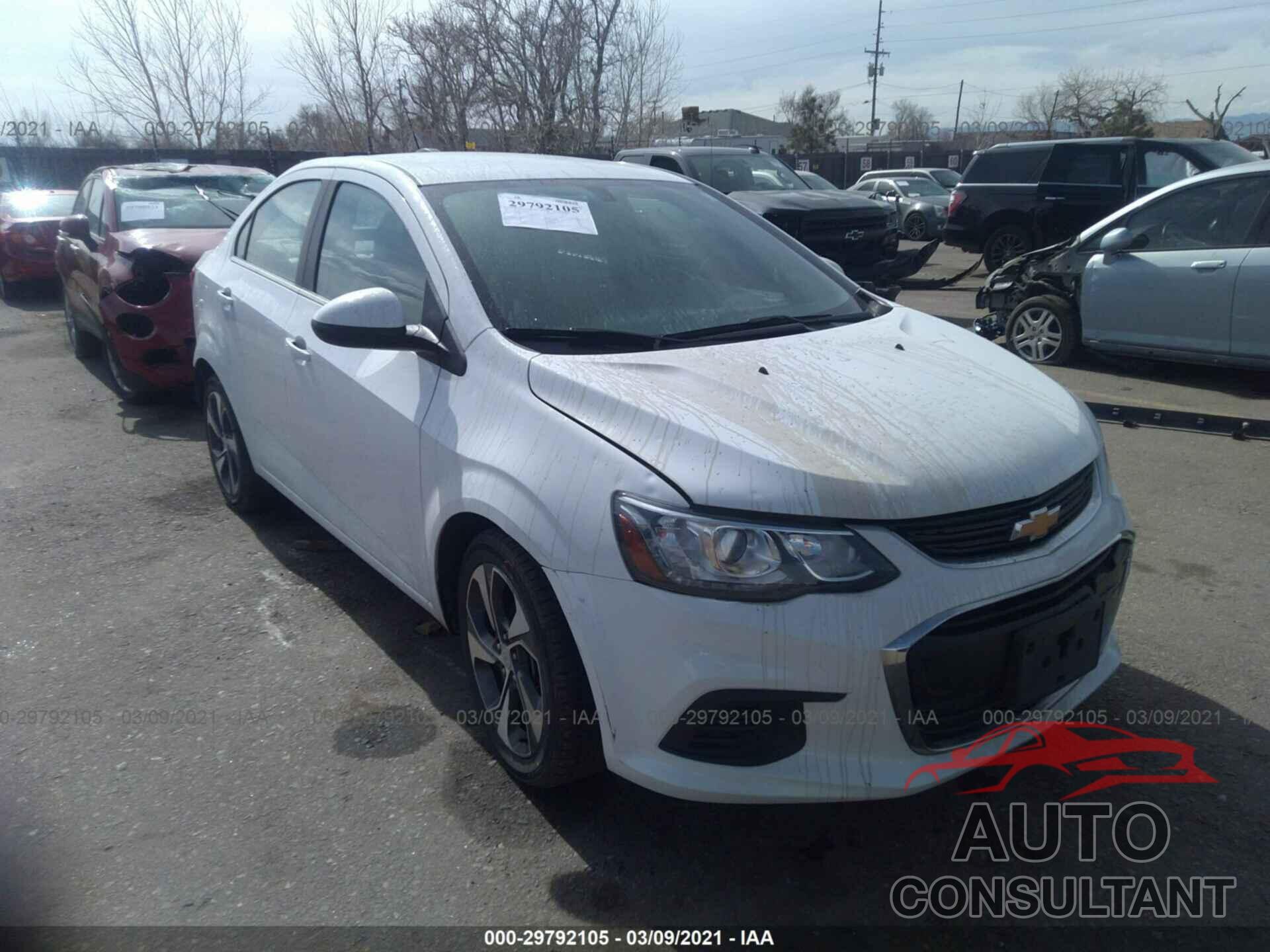 CHEVROLET SONIC 2017 - 1G1JF5SB0H4125608