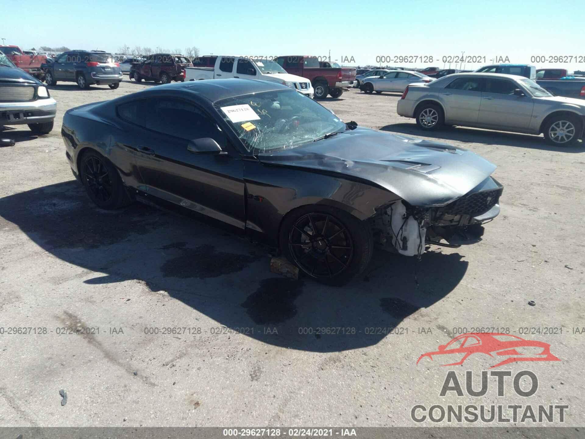 FORD MUSTANG 2019 - 1FA6P8TH5K5125321