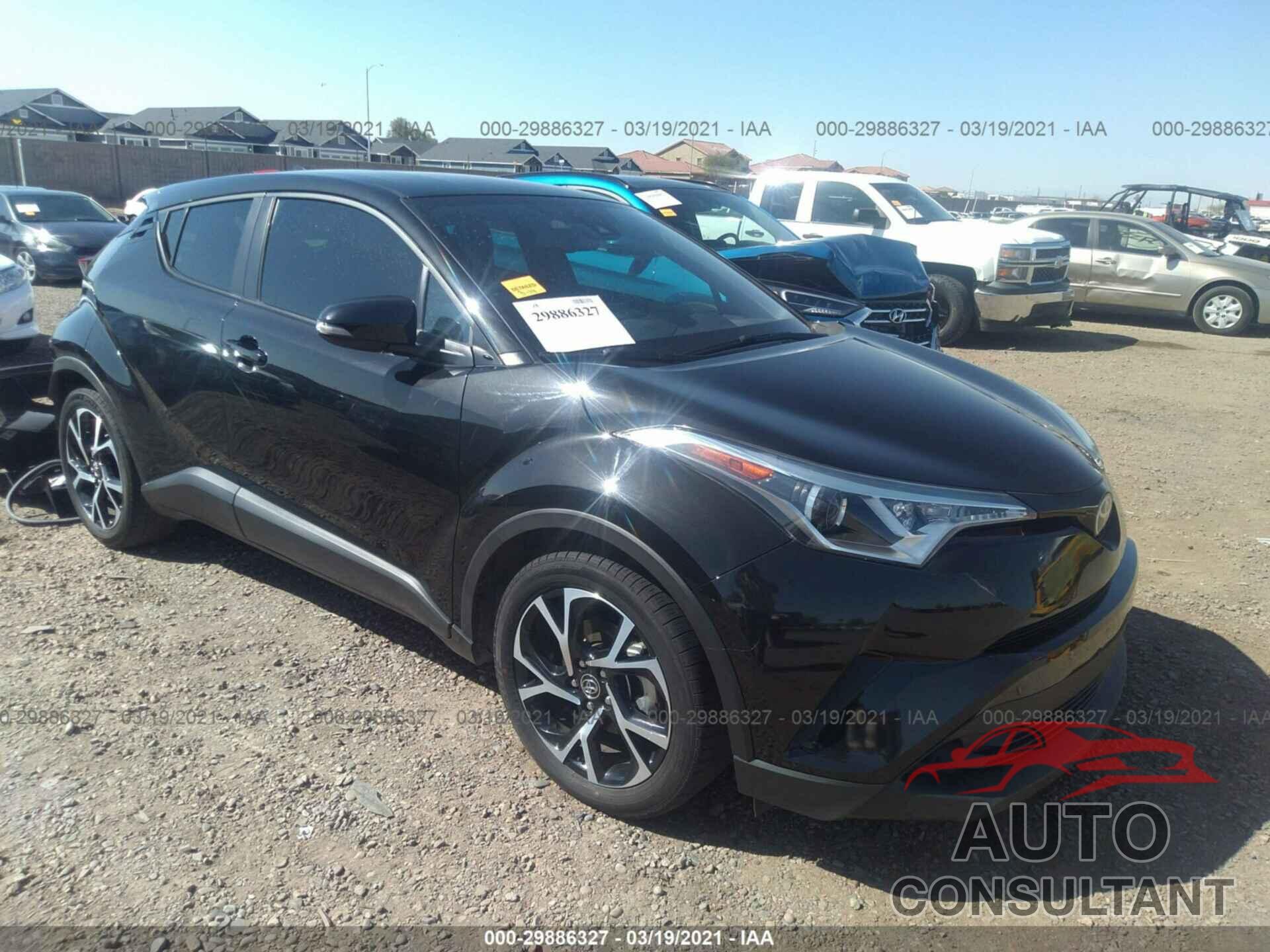 TOYOTA C-HR 2018 - NMTKHMBX3JR014457