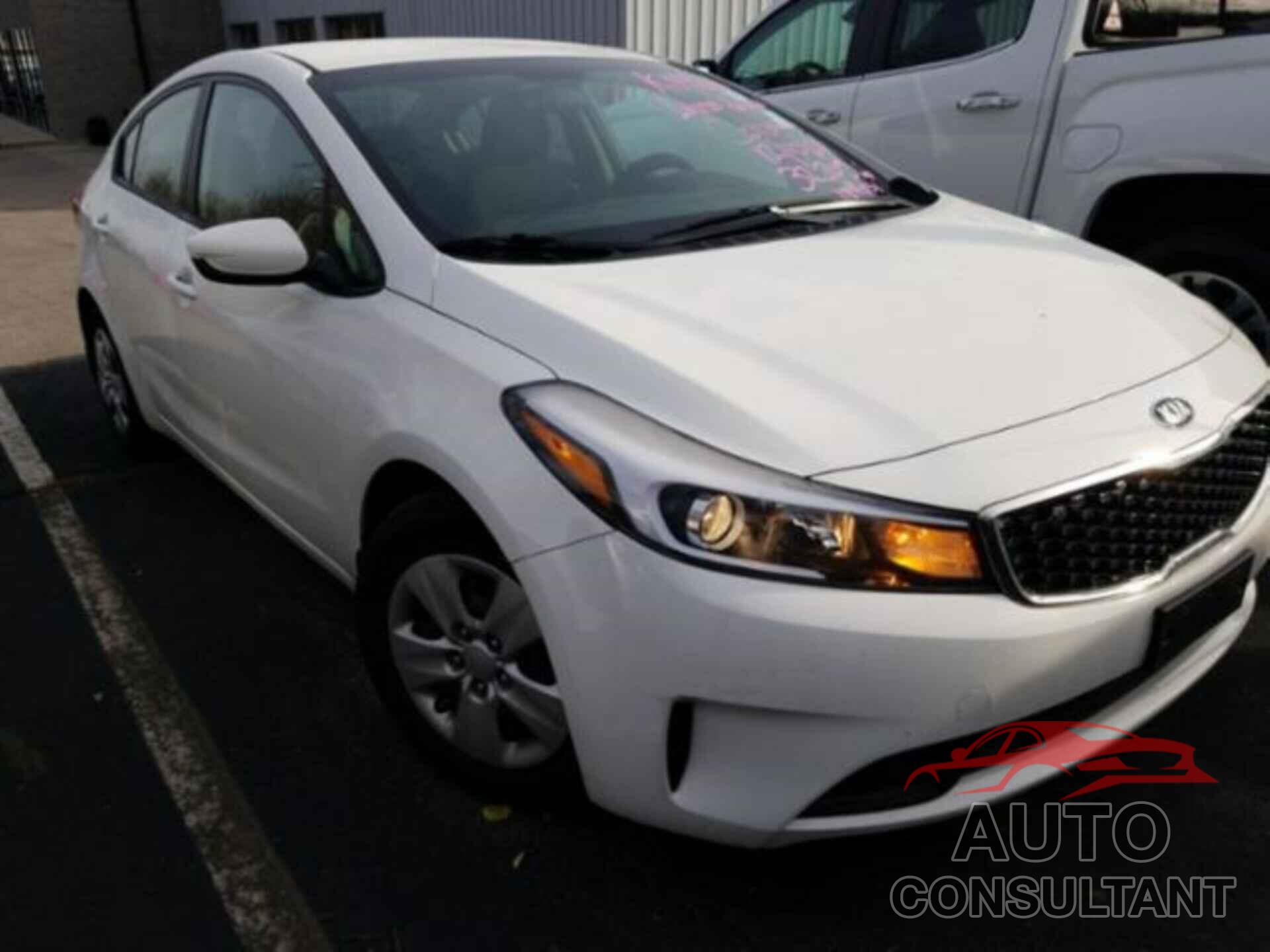 KIA FORTE 2018 - 3KPFK4A77JE184031