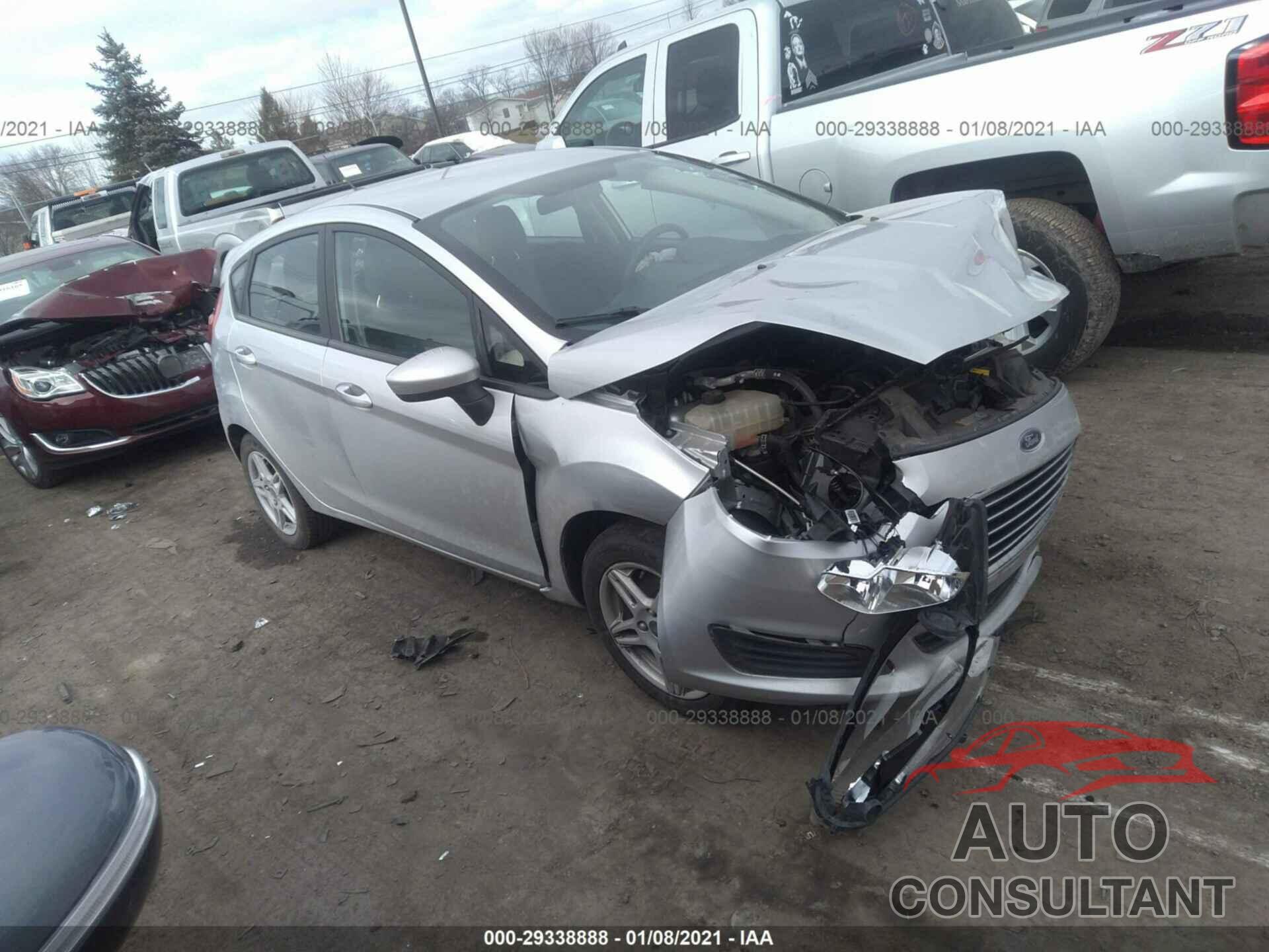 FORD FIESTA 2018 - 3FADP4EJ6JM112571