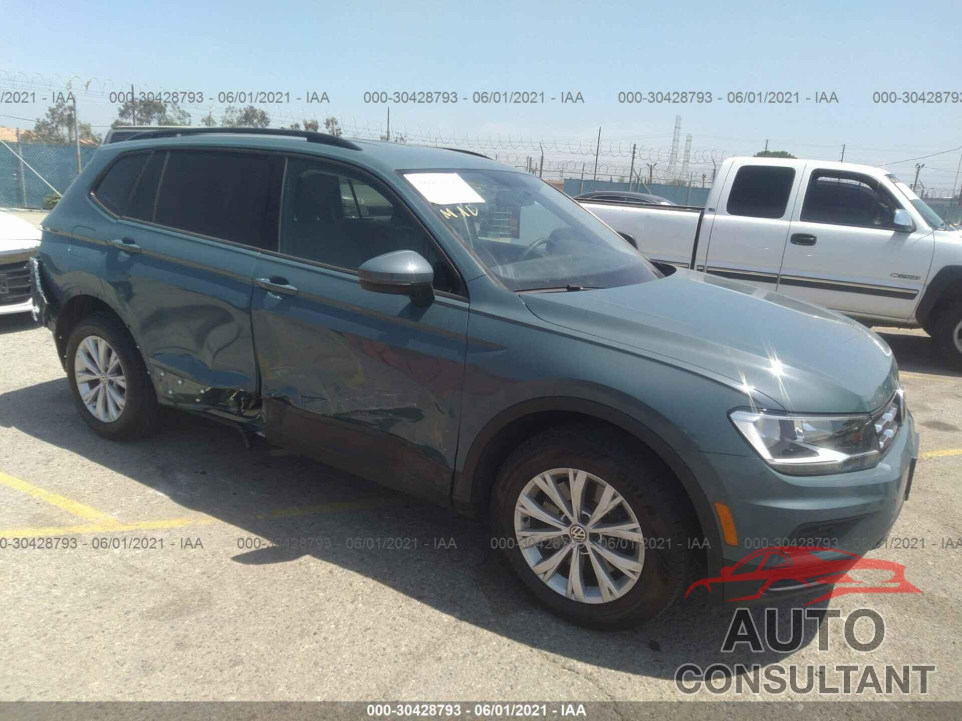 VOLKSWAGEN TIGUAN 2019 - 3VV1B7AX2KM122511