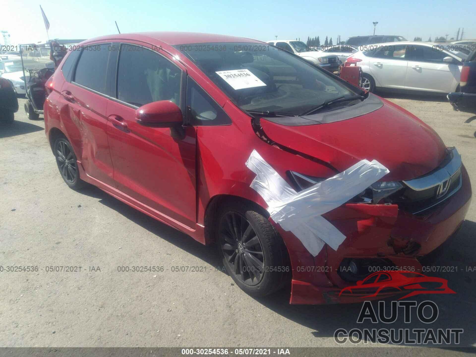 HONDA FIT 2018 - 3HGGK5H65JM705214