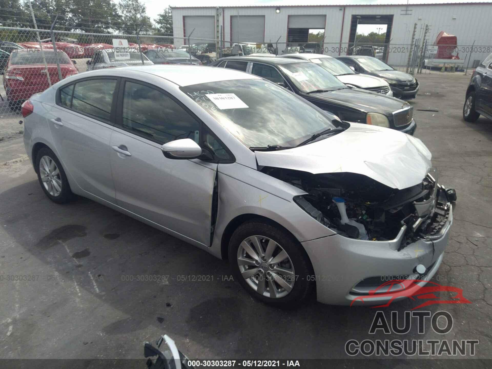 KIA FORTE 2016 - KNAFX4A60G5605081