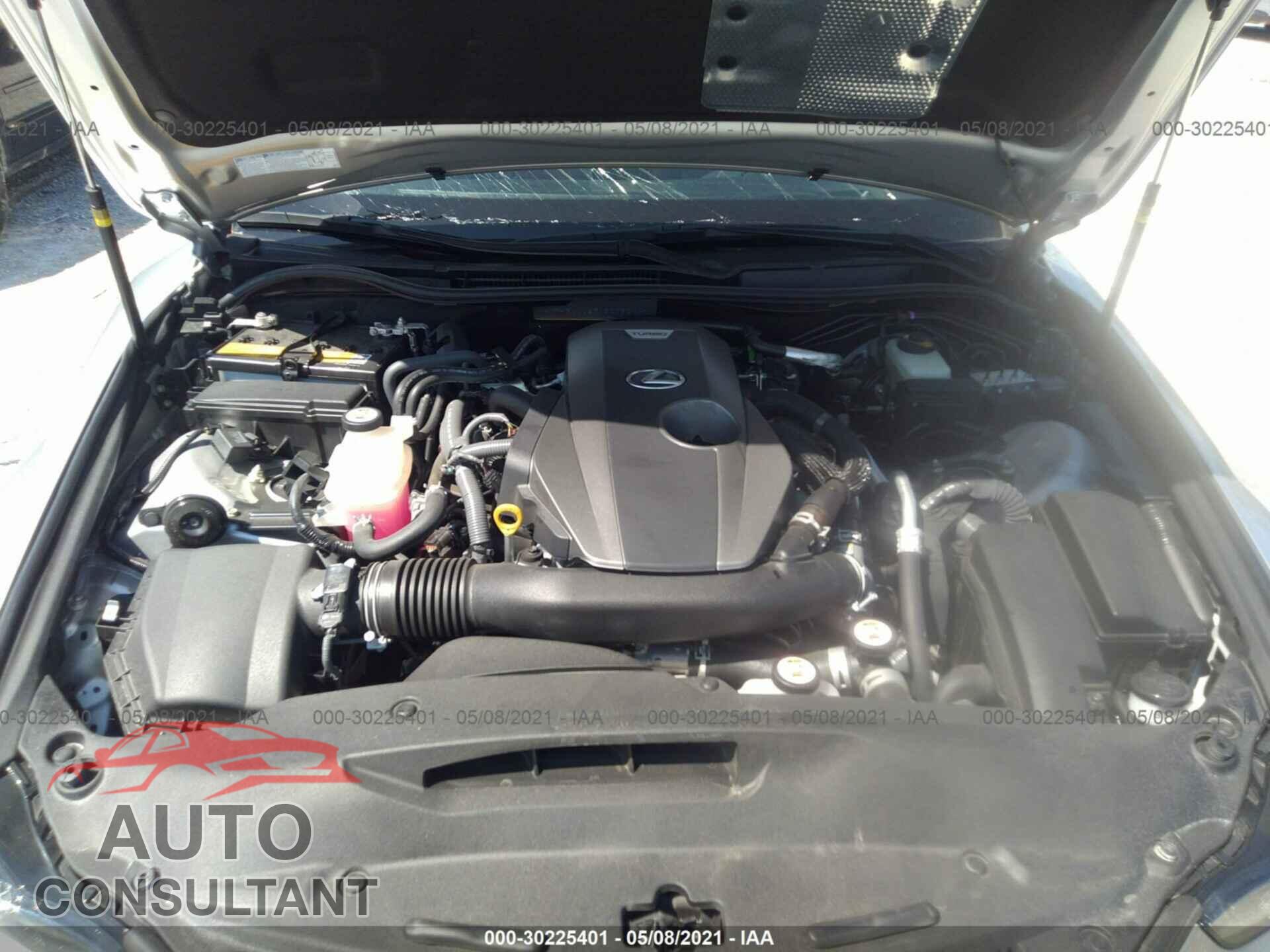 LEXUS IS 2018 - JTHBA1D23J5079044