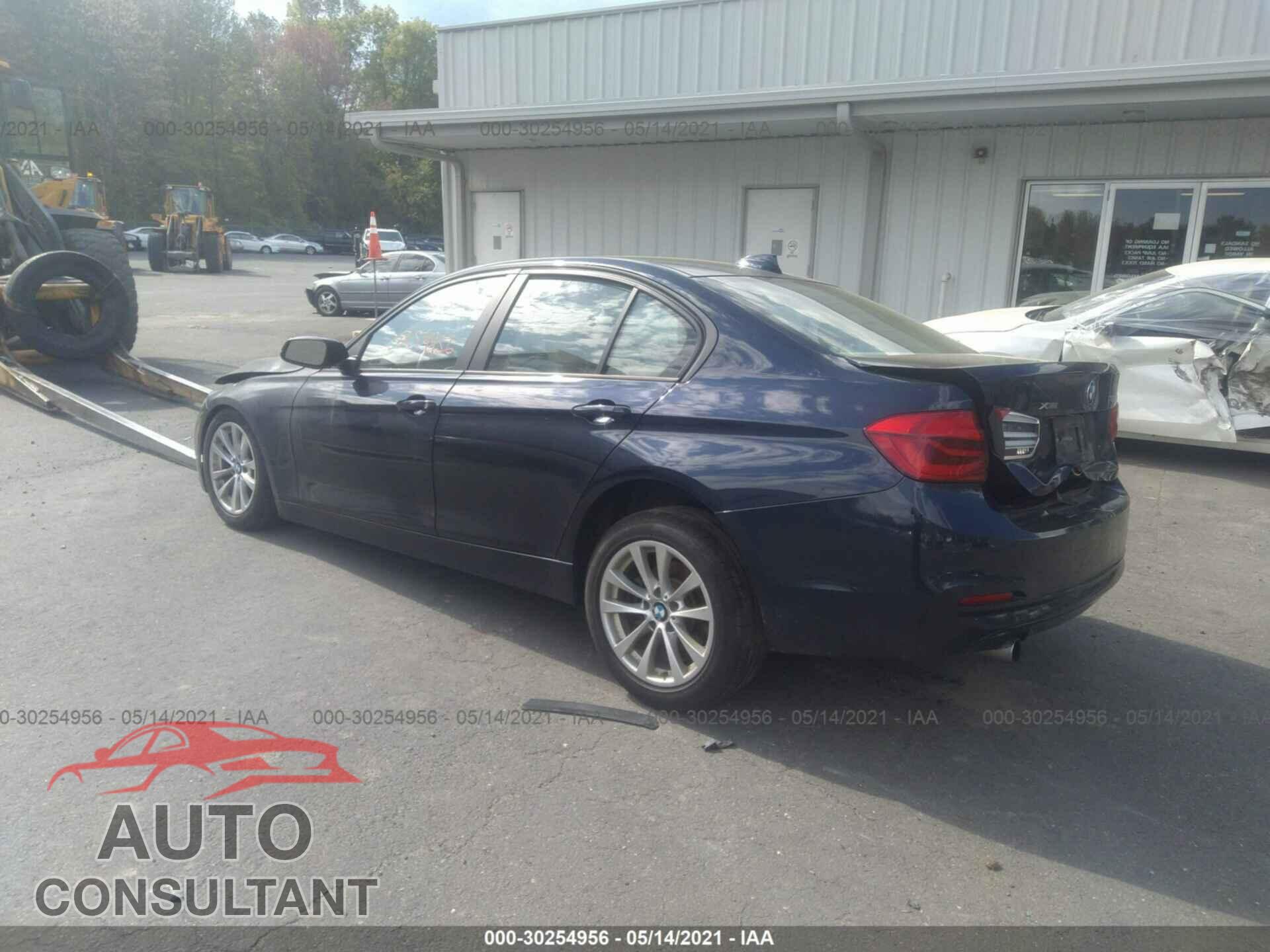 BMW 3 SERIES 2016 - WBA8E5G51GNU19343