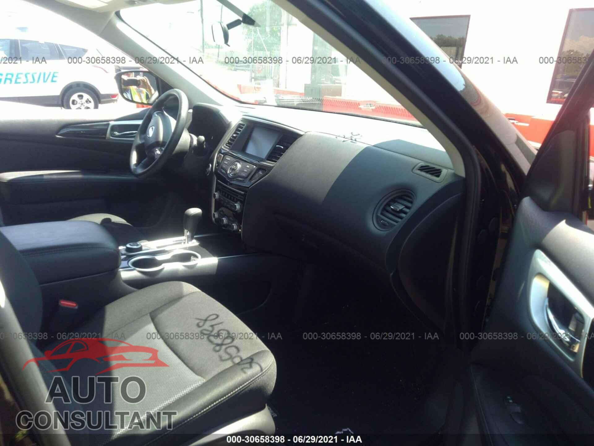 NISSAN PATHFINDER 2020 - 5N1DR2AM2LC589149