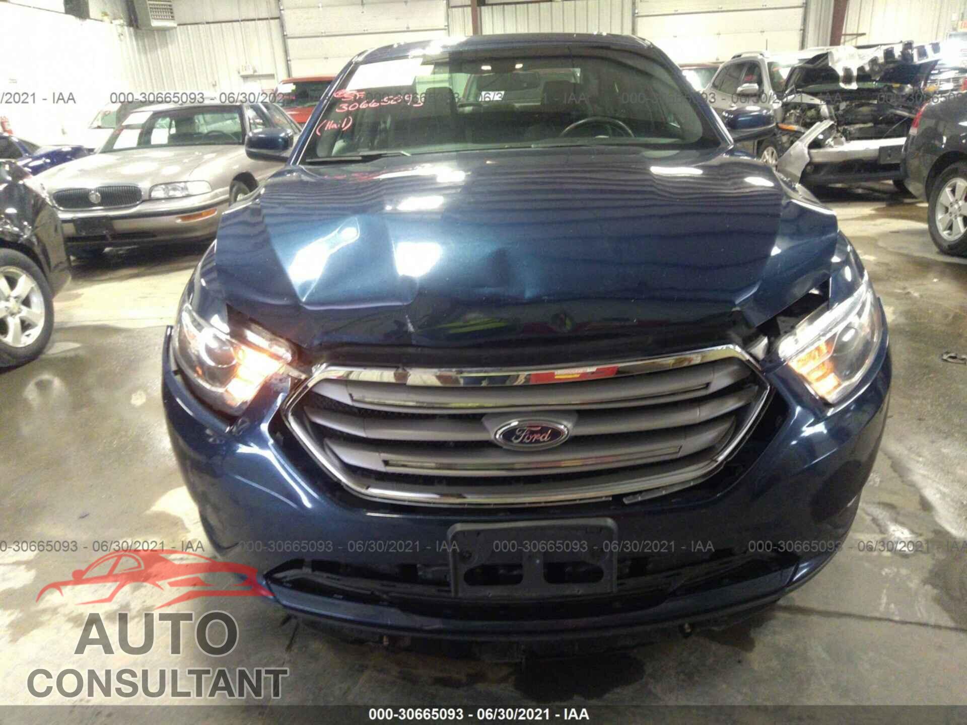 FORD TAURUS 2017 - 1FAHP2E80HG115571