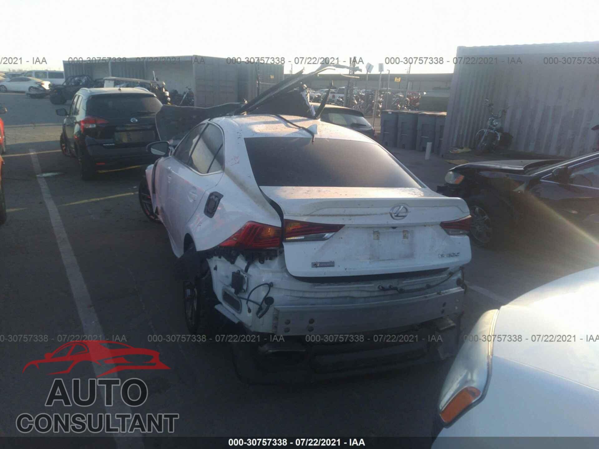 LEXUS IS 2018 - JTHBA1D24J5071356