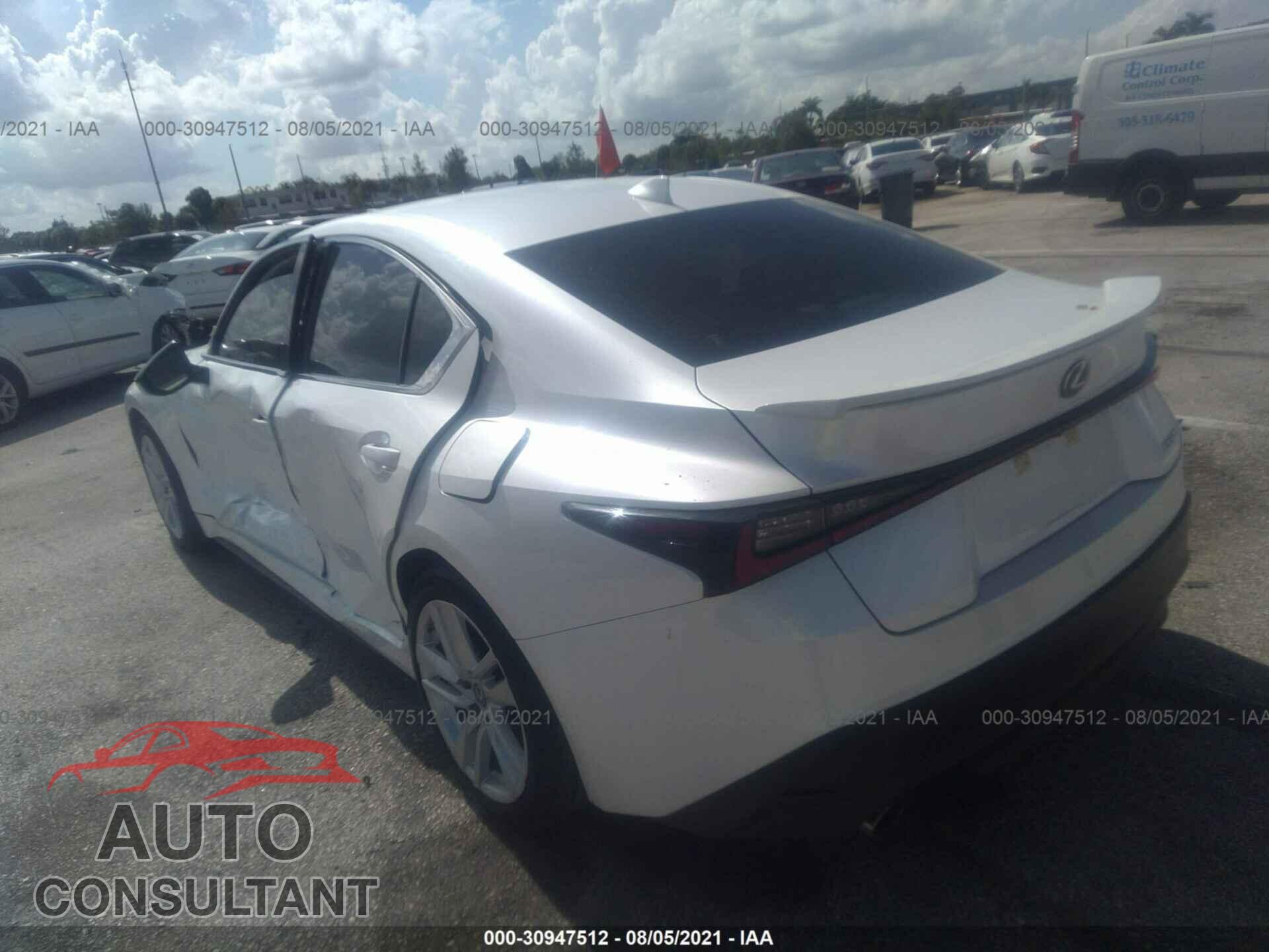 LEXUS IS 2021 - JTHAA1D23M5112611