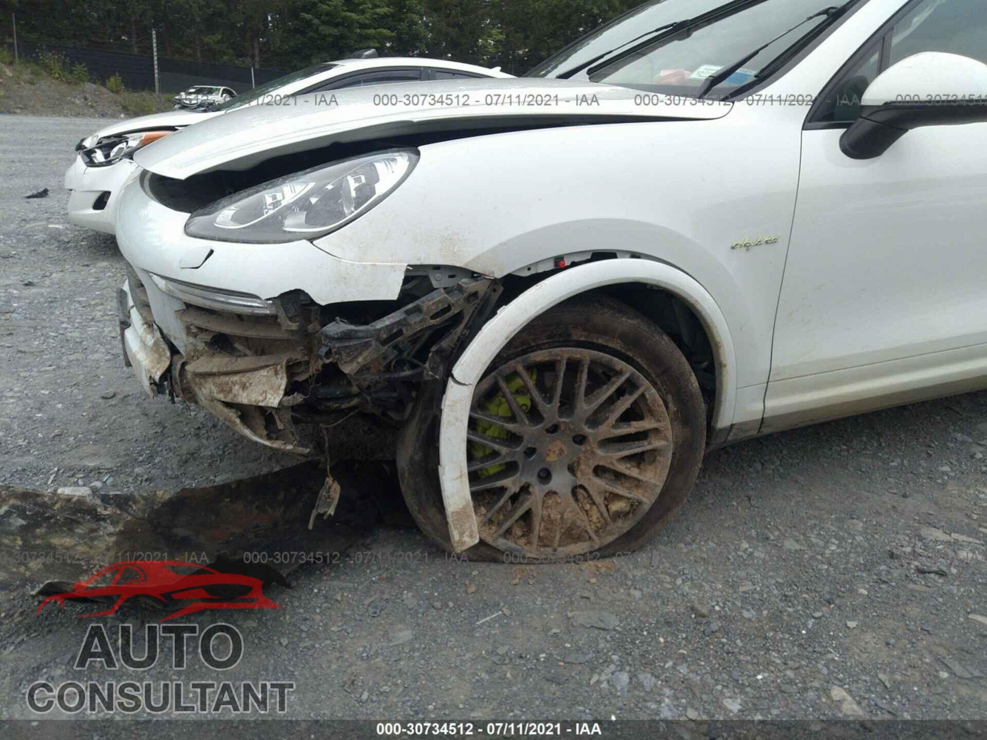 PORSCHE CAYENNE 2017 - WP1AE2A25HLA75285