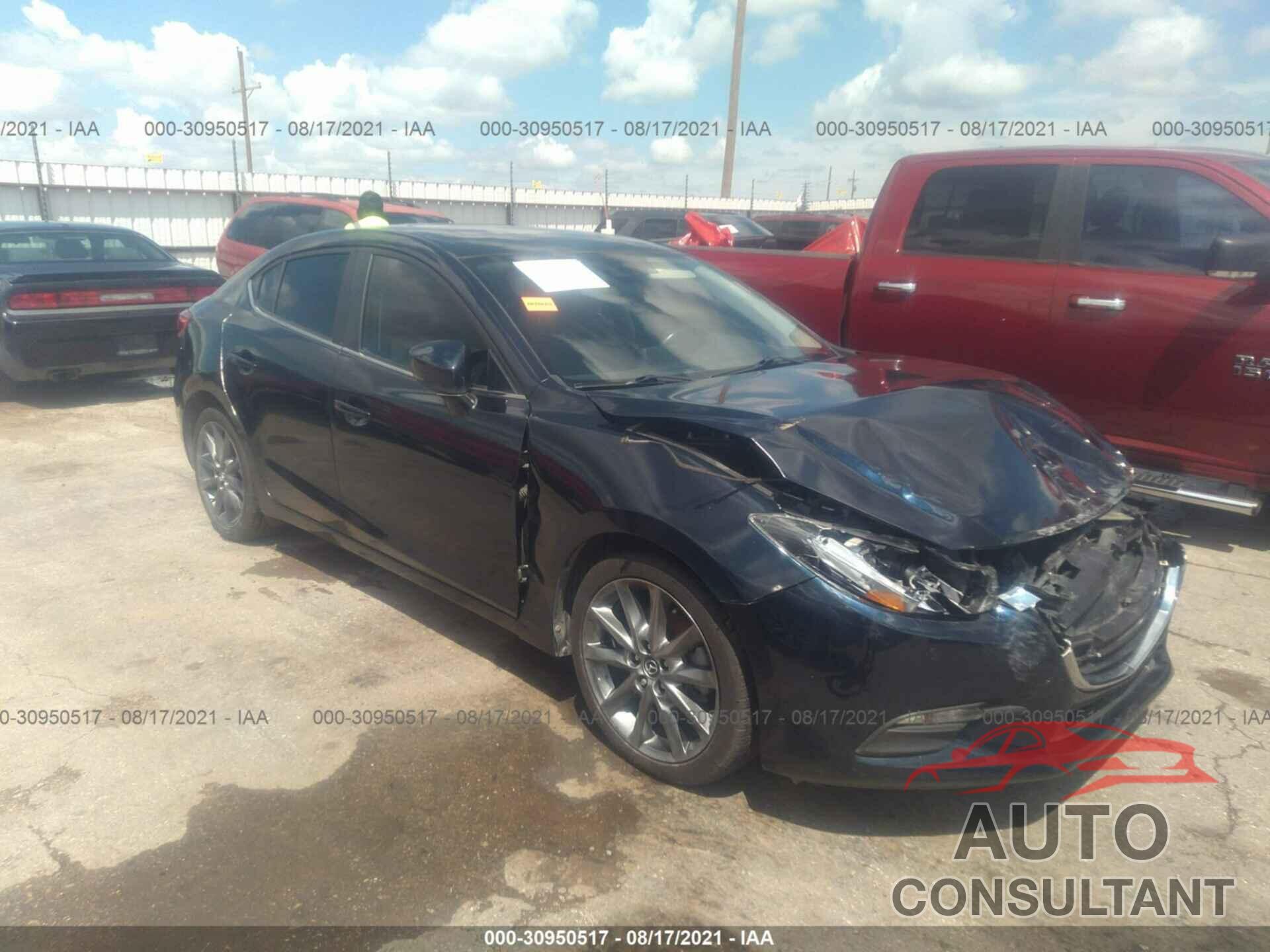 MAZDA MAZDA3 4-DOOR 2018 - 3MZBN1V36JM198839