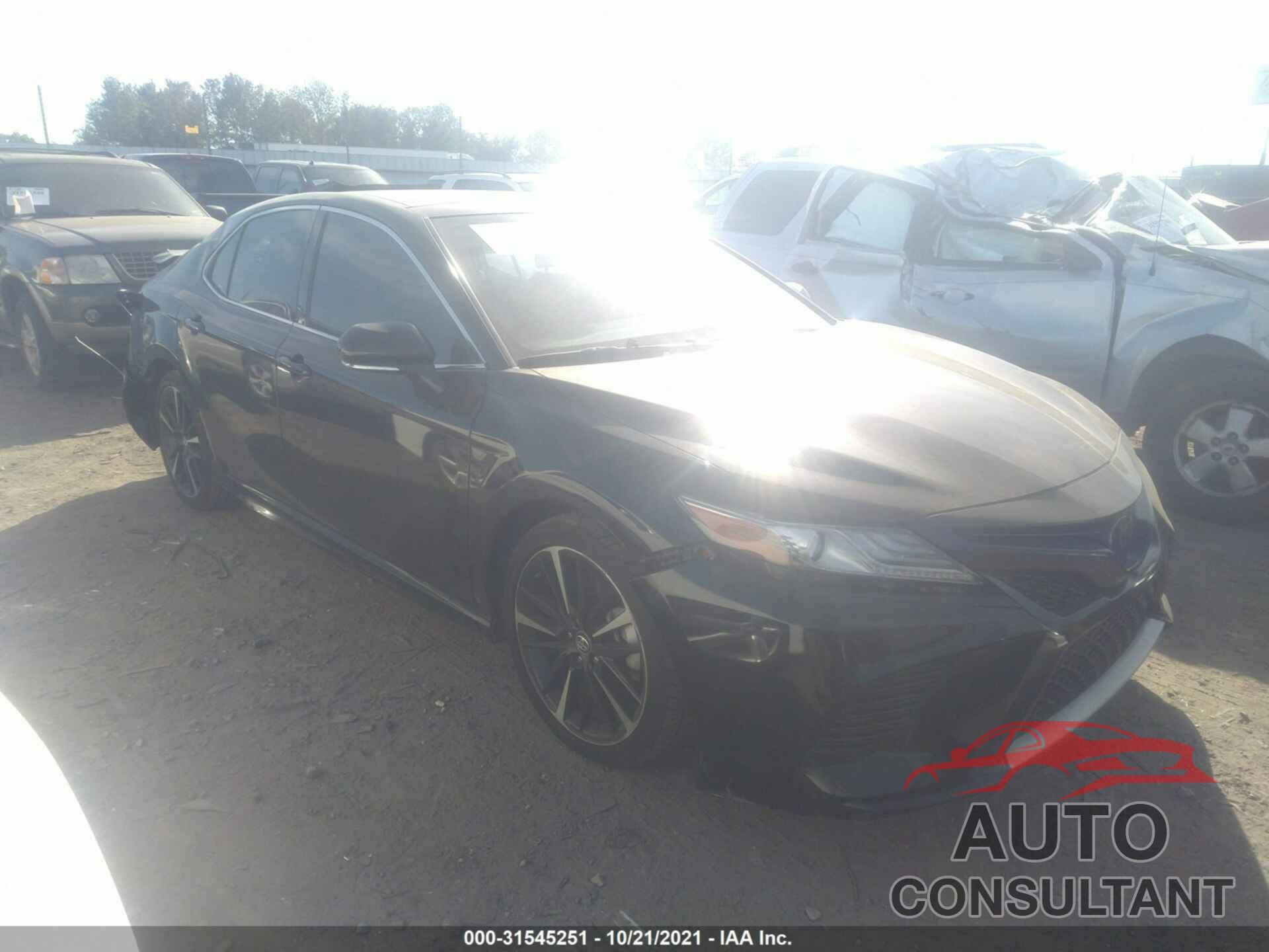 TOYOTA CAMRY 2019 - 4T1B61HK6KU812381