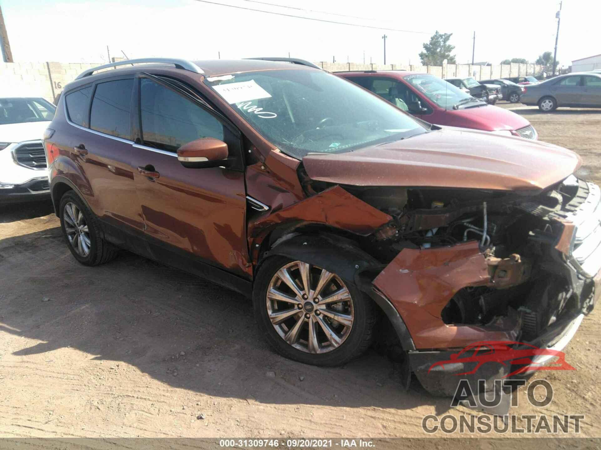FORD ESCAPE 2017 - 1FMCU0J98HUA23539